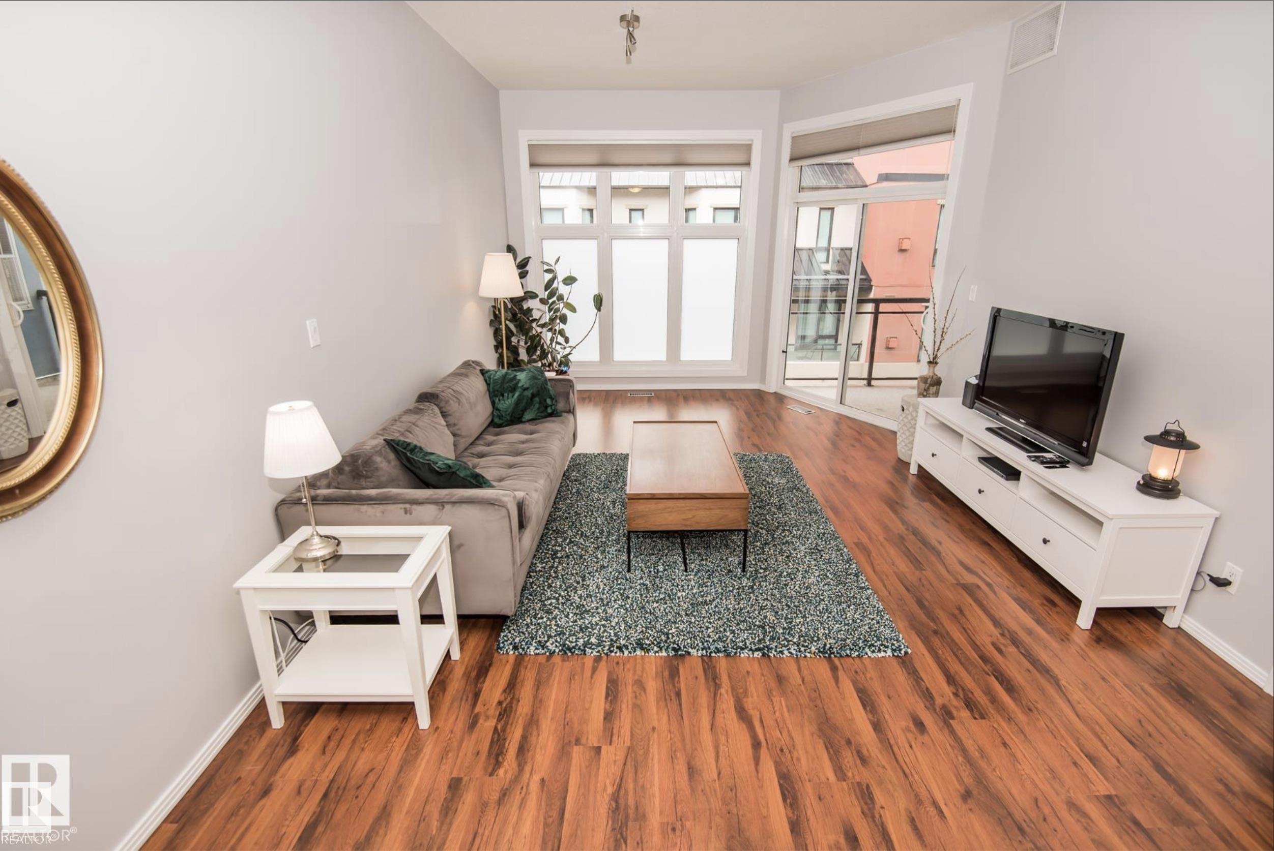 Photo 4 at 415 - 10147 112 Street NW, Wîhkwêntôwin, Edmonton