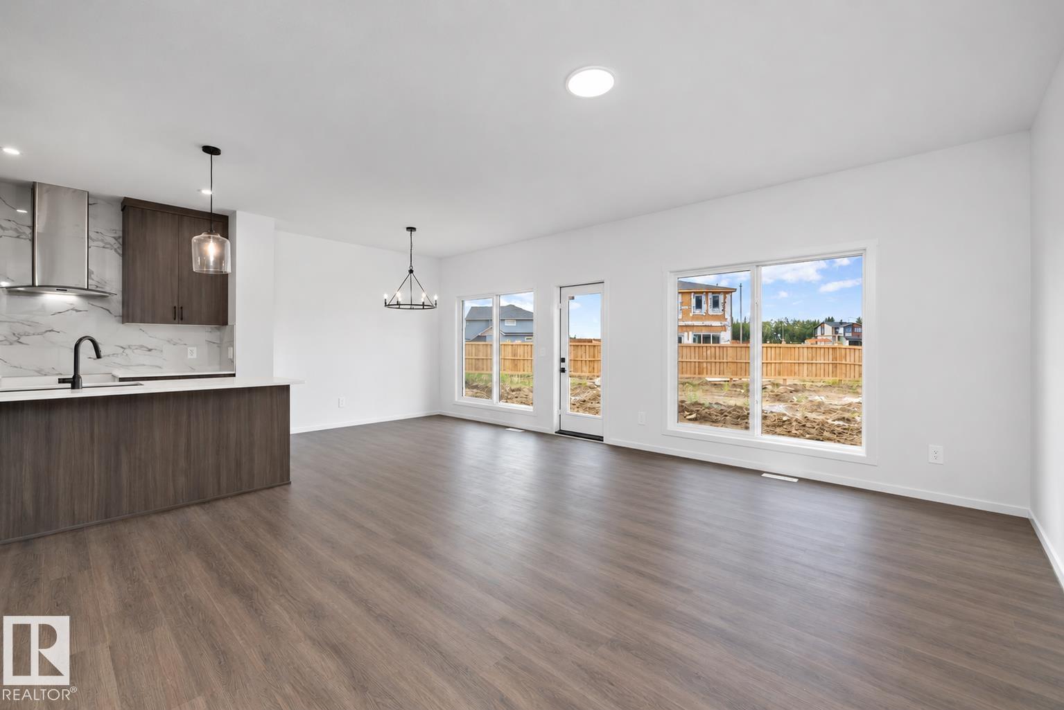 Photo 8 at 544 22 Street SW, Alces, Edmonton