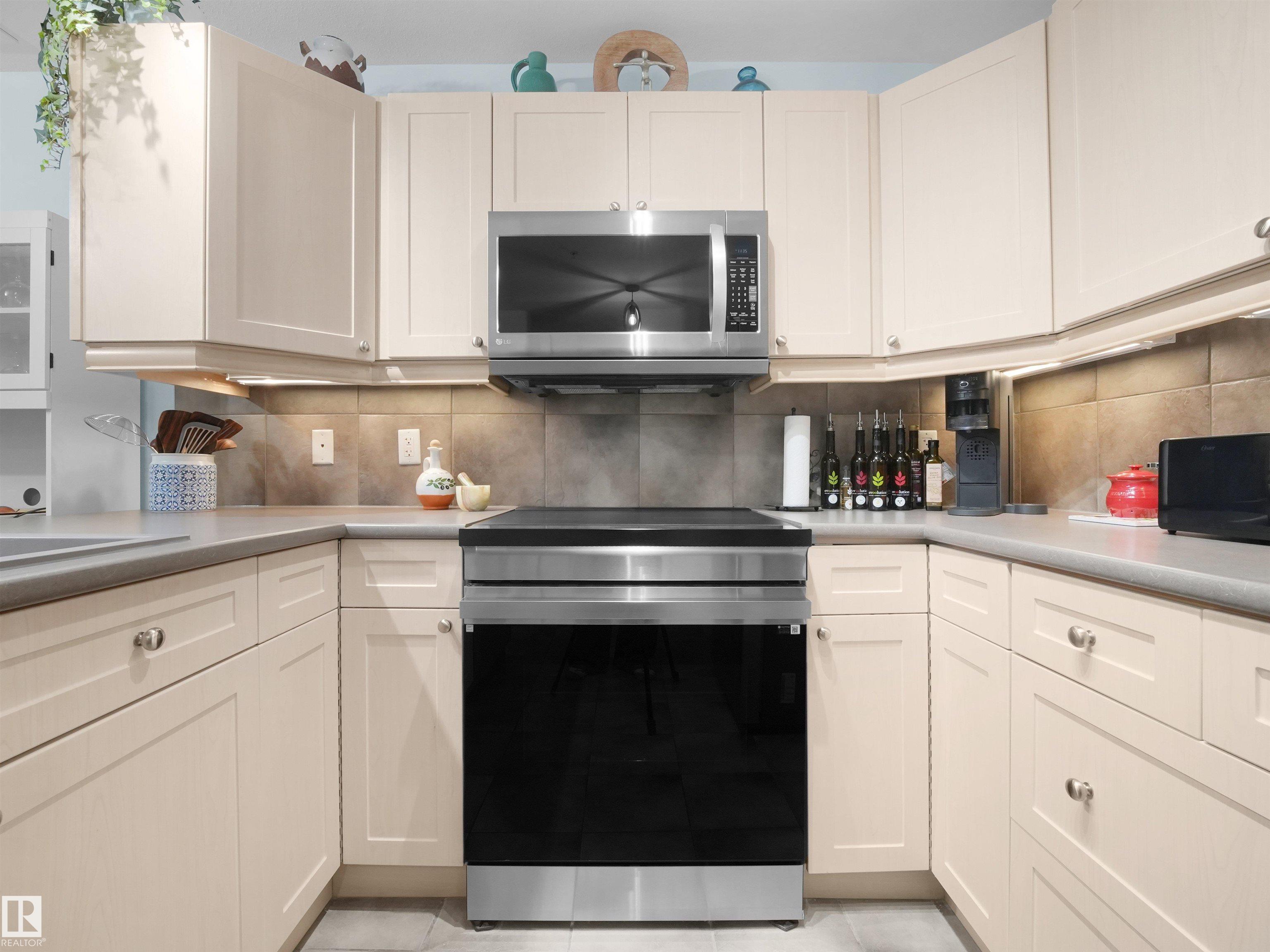 Photo 6 at 132 - 400 Palisades Way, Centennial Village, Sherwood Park