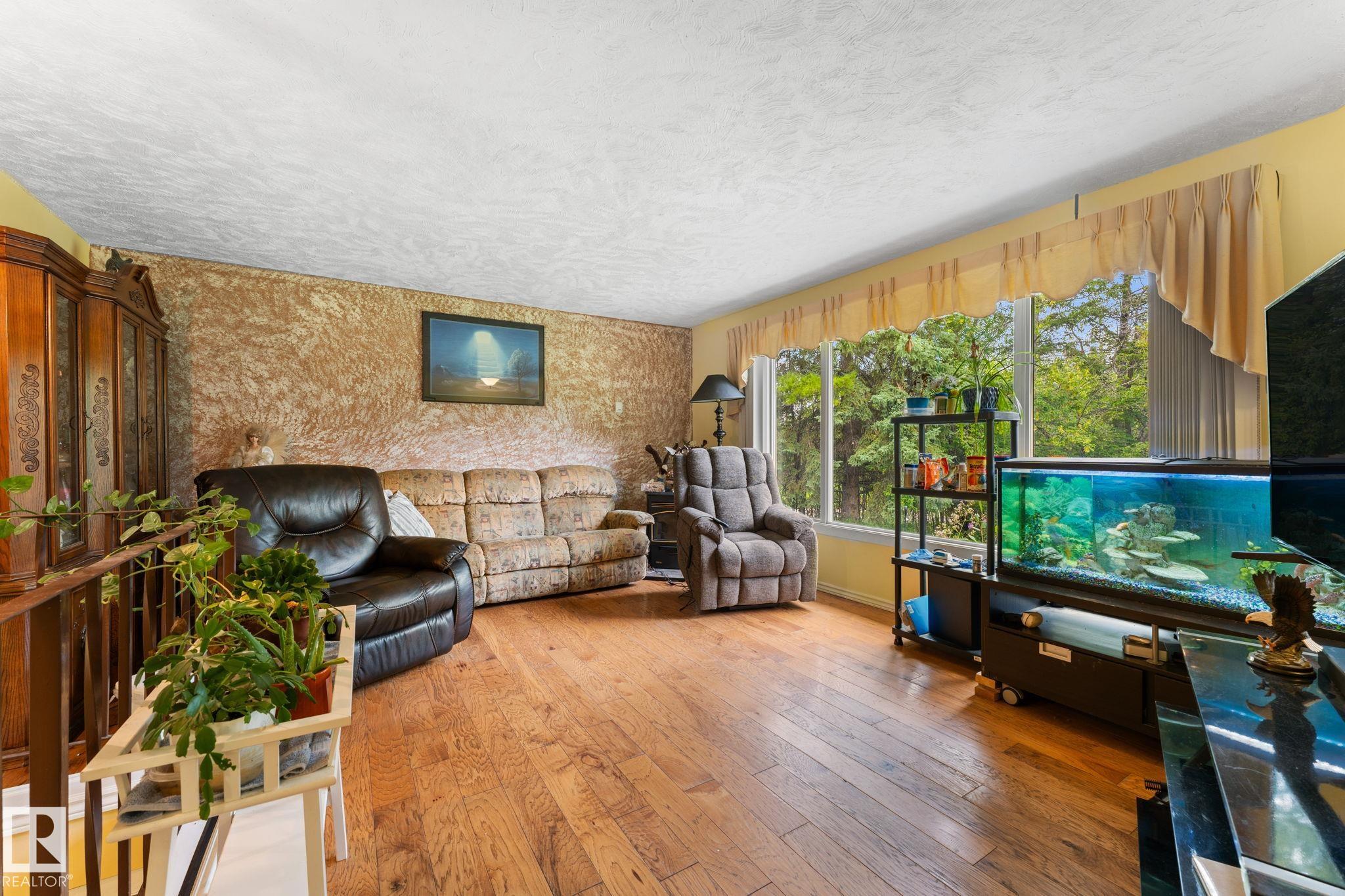 Photo 6 at 266 - 51559 Rge Road 225, Pine Grove Acres, Rural Strathcona County