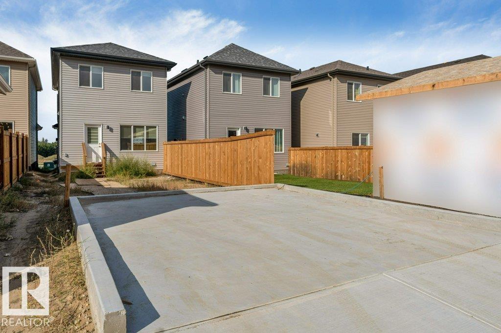 Photo 5 at 4582 Warbler Loop NW, Kinglet Gardens, Edmonton