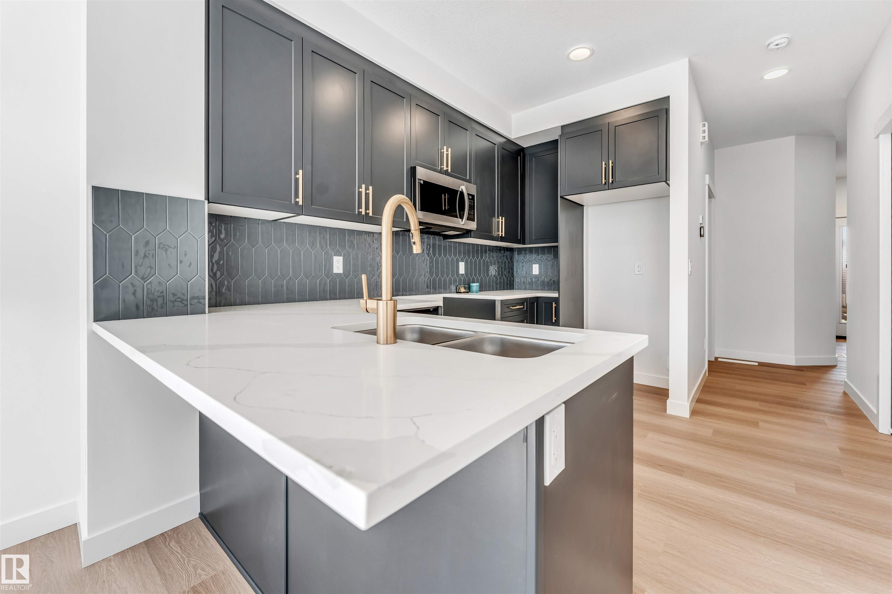 Photo 6 at 48 - 710 Mattson Drive SW, Mattson, Edmonton