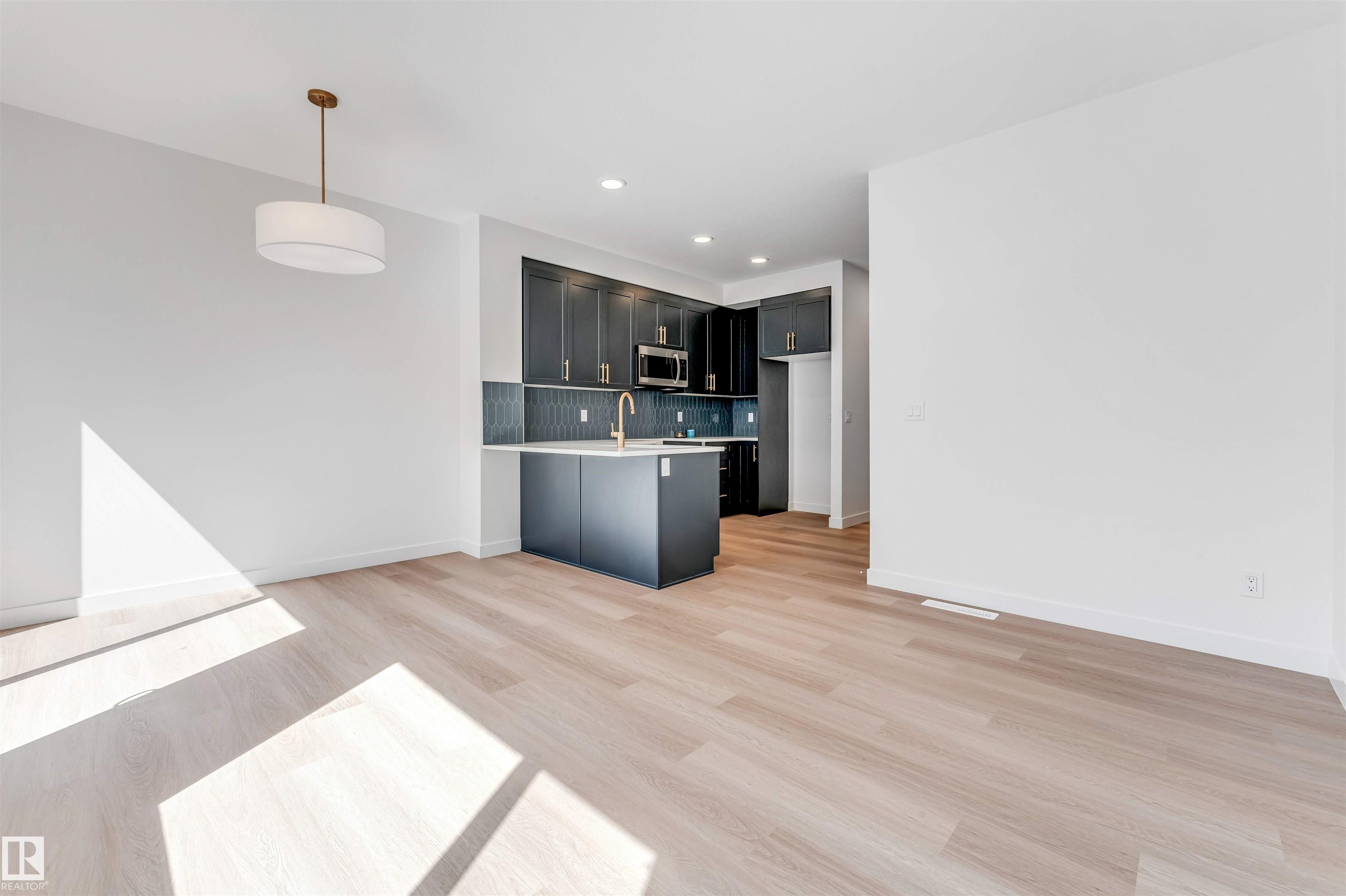 Photo 9 at 48 - 710 Mattson Drive SW, Mattson, Edmonton
