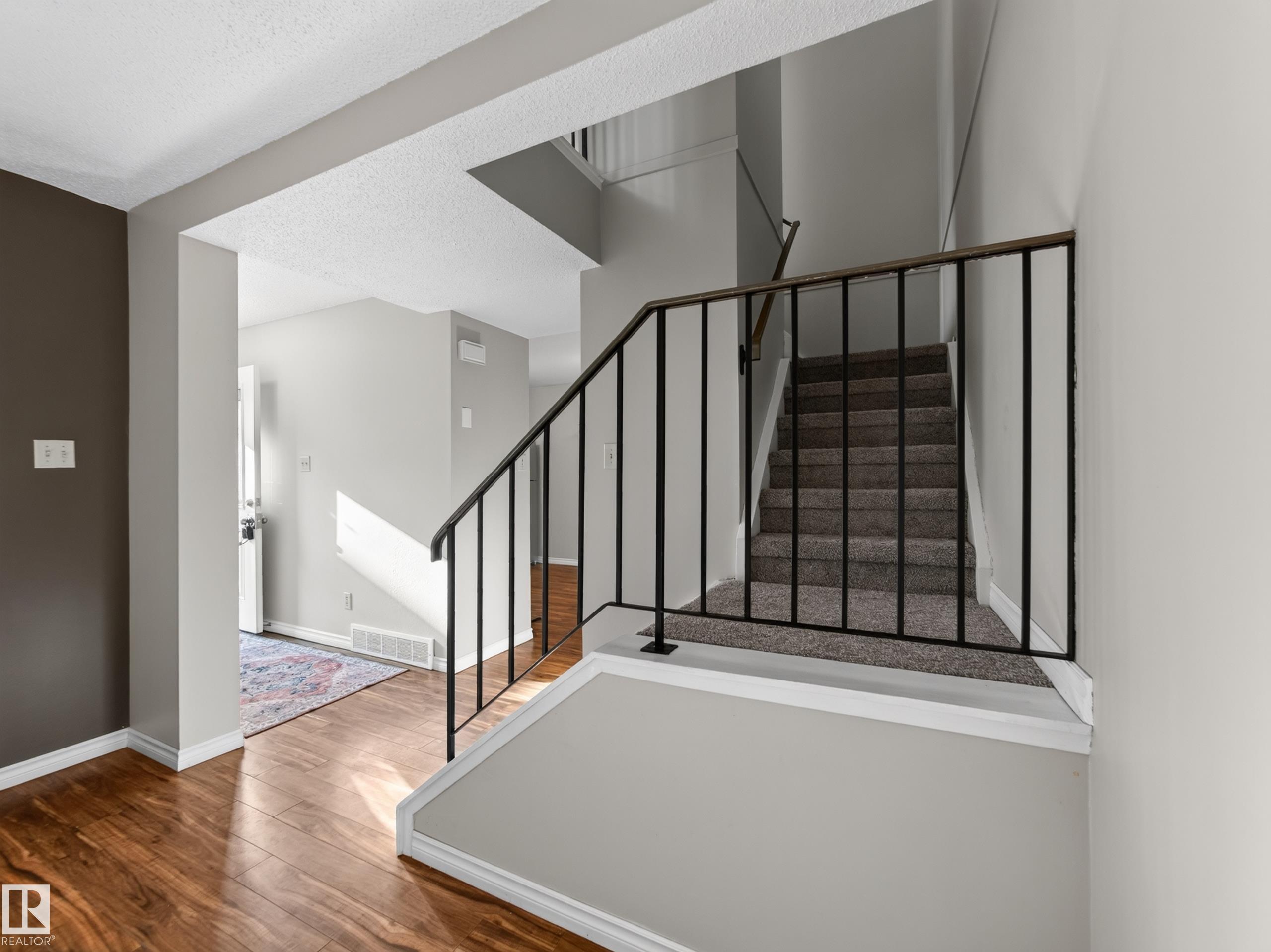 Photo 15 at 57 Woodvale Village NW, Greenview, Edmonton