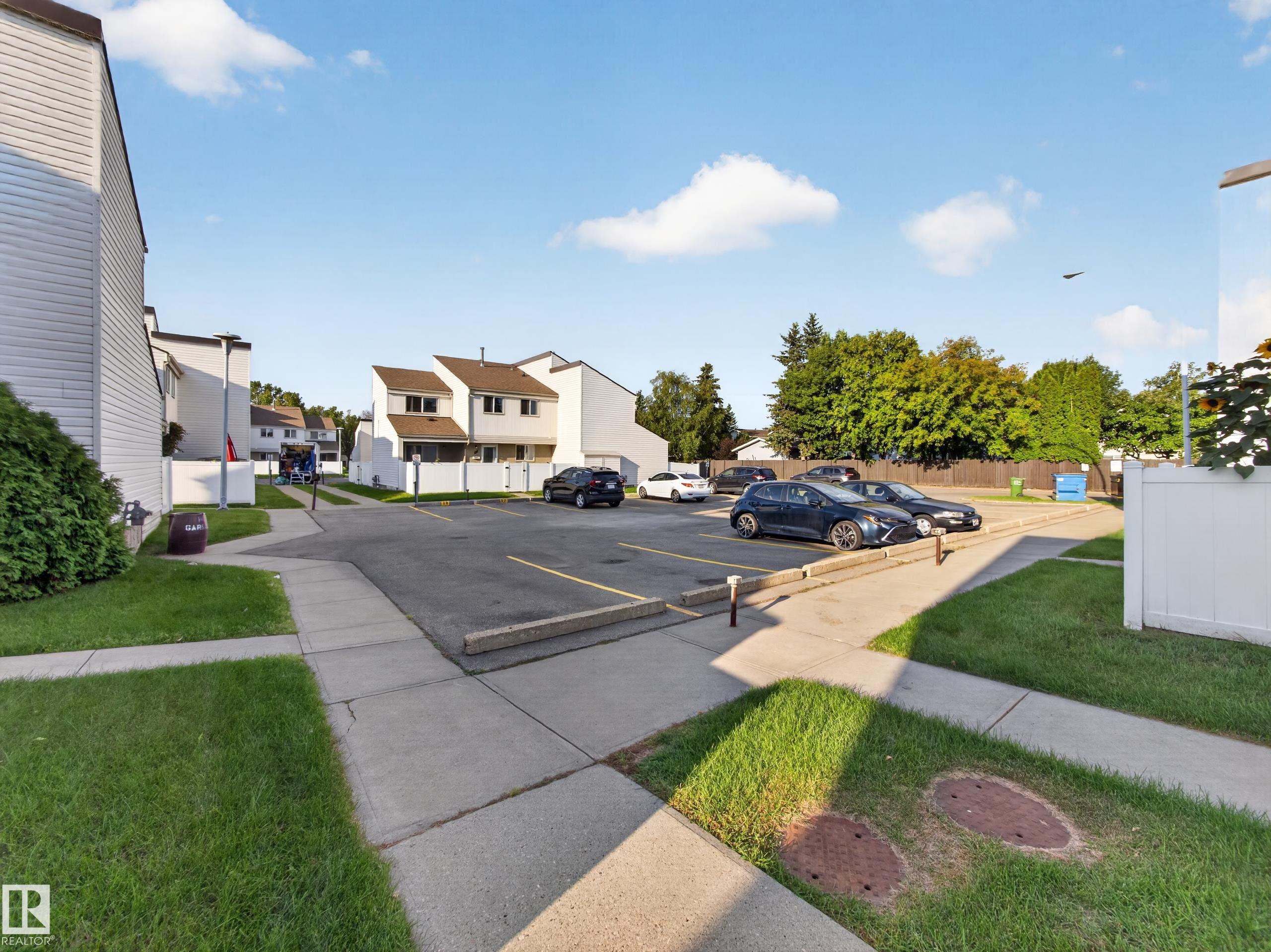 Photo 37 at 57 Woodvale Village NW, Greenview, Edmonton