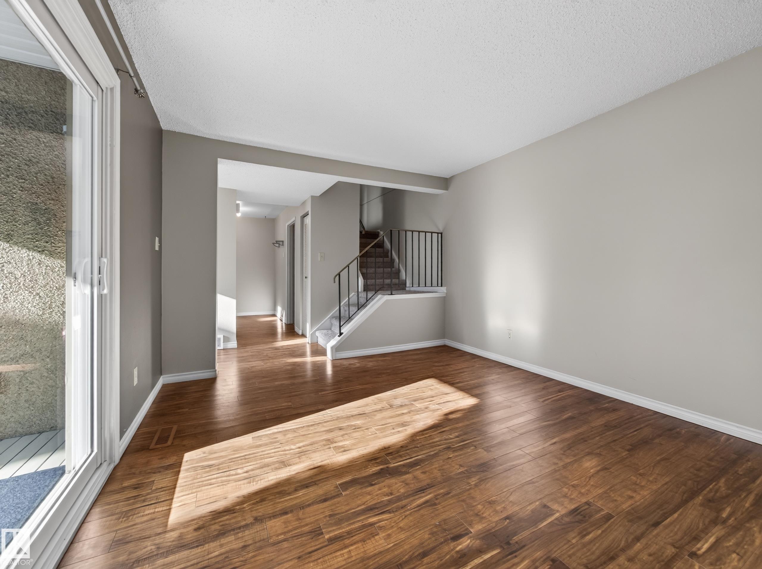 Photo 6 at 57 Woodvale Village NW, Greenview, Edmonton