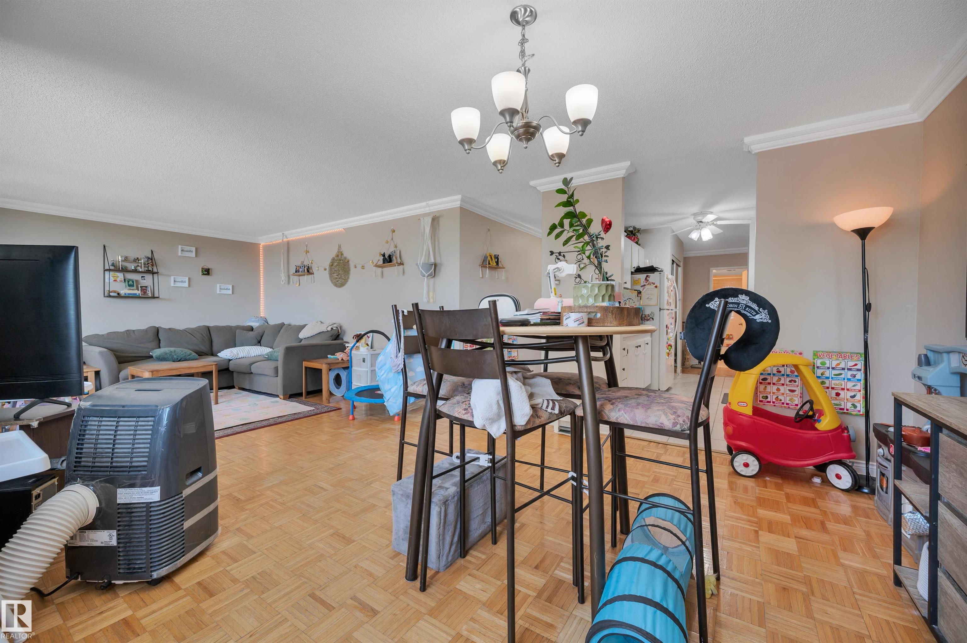 Photo 18 at 205 - 9835 113 Street NW, Wîhkwêntôwin, Edmonton