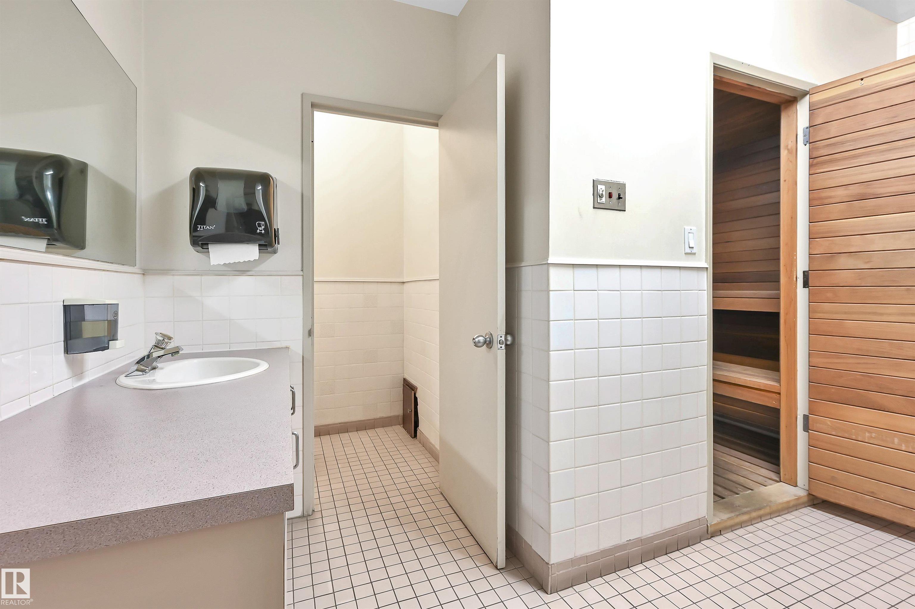 Photo 40 at 205 - 9835 113 Street NW, Wîhkwêntôwin, Edmonton