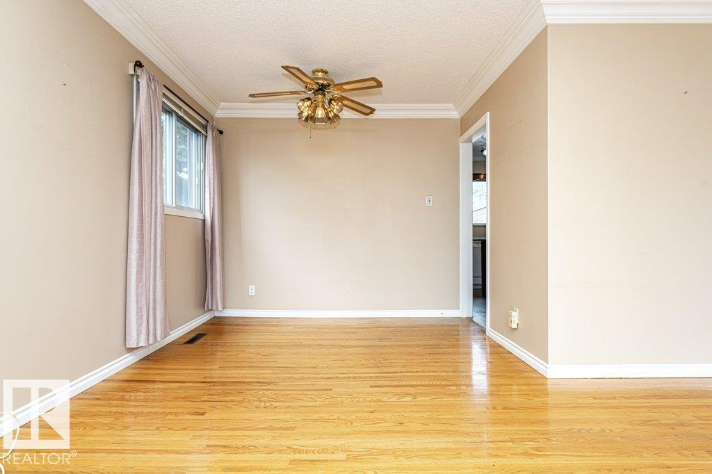 Photo 5 at 4704 109a Avenue NW, Capilano, Edmonton