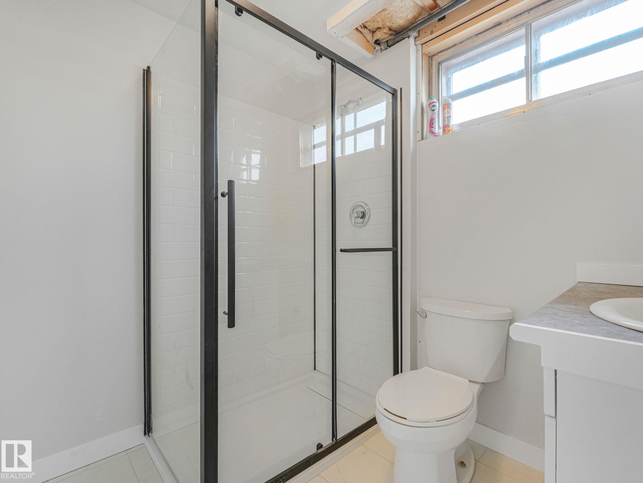 Photo 37 at 13807 92 Street NW, Northmount, Edmonton