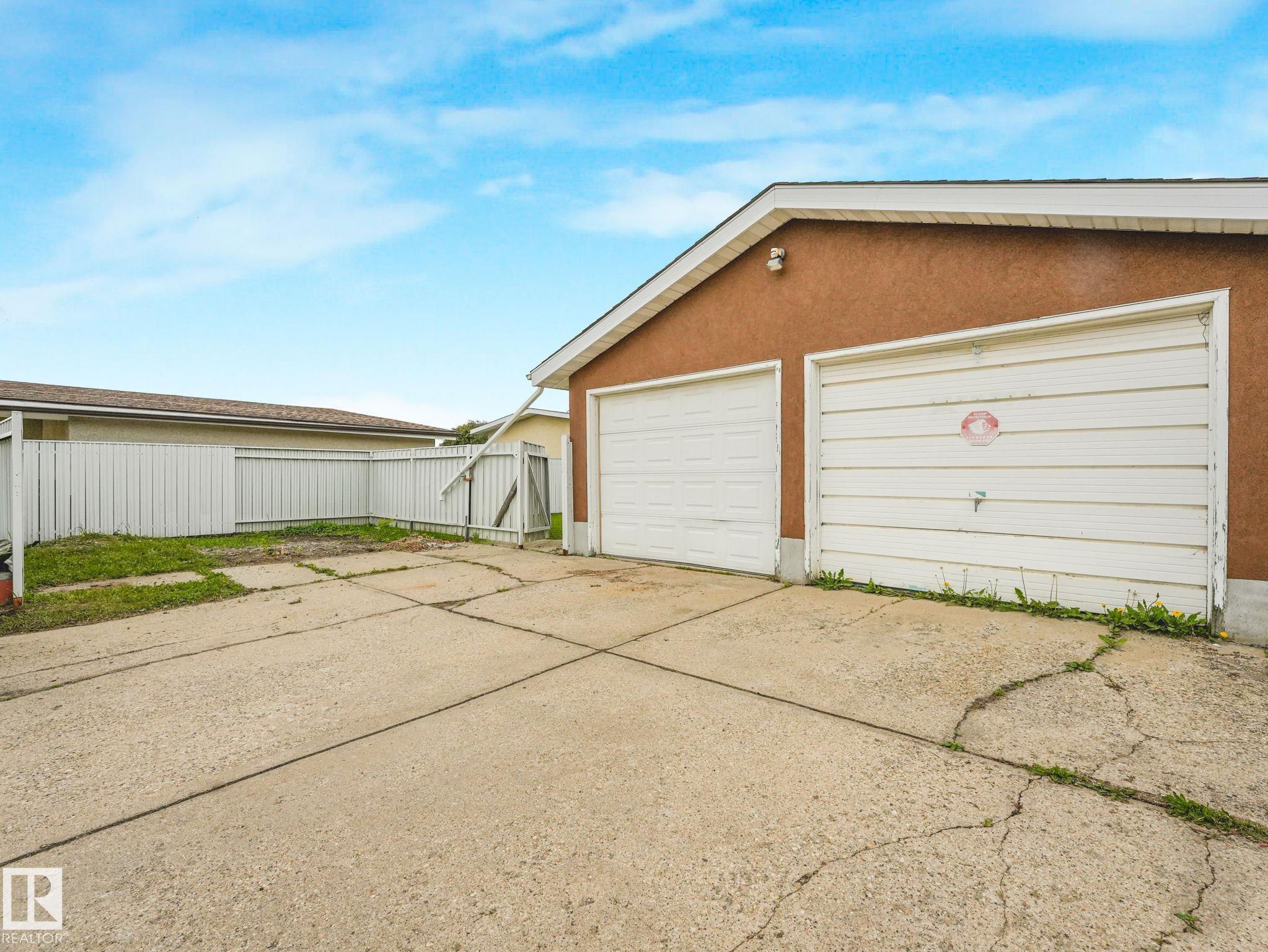 Photo 43 at 13807 92 Street NW, Northmount, Edmonton