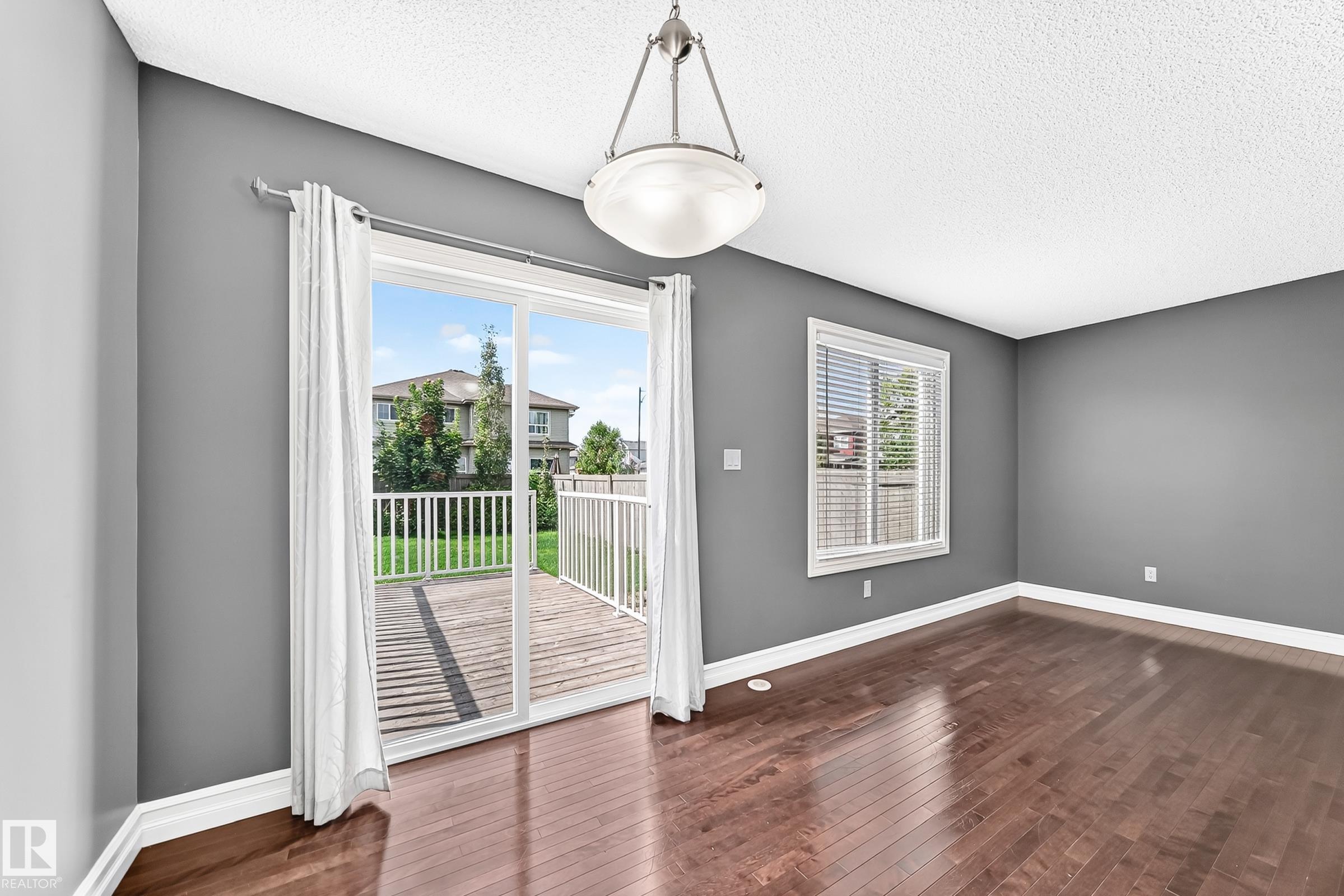 Listing photo thumbnail