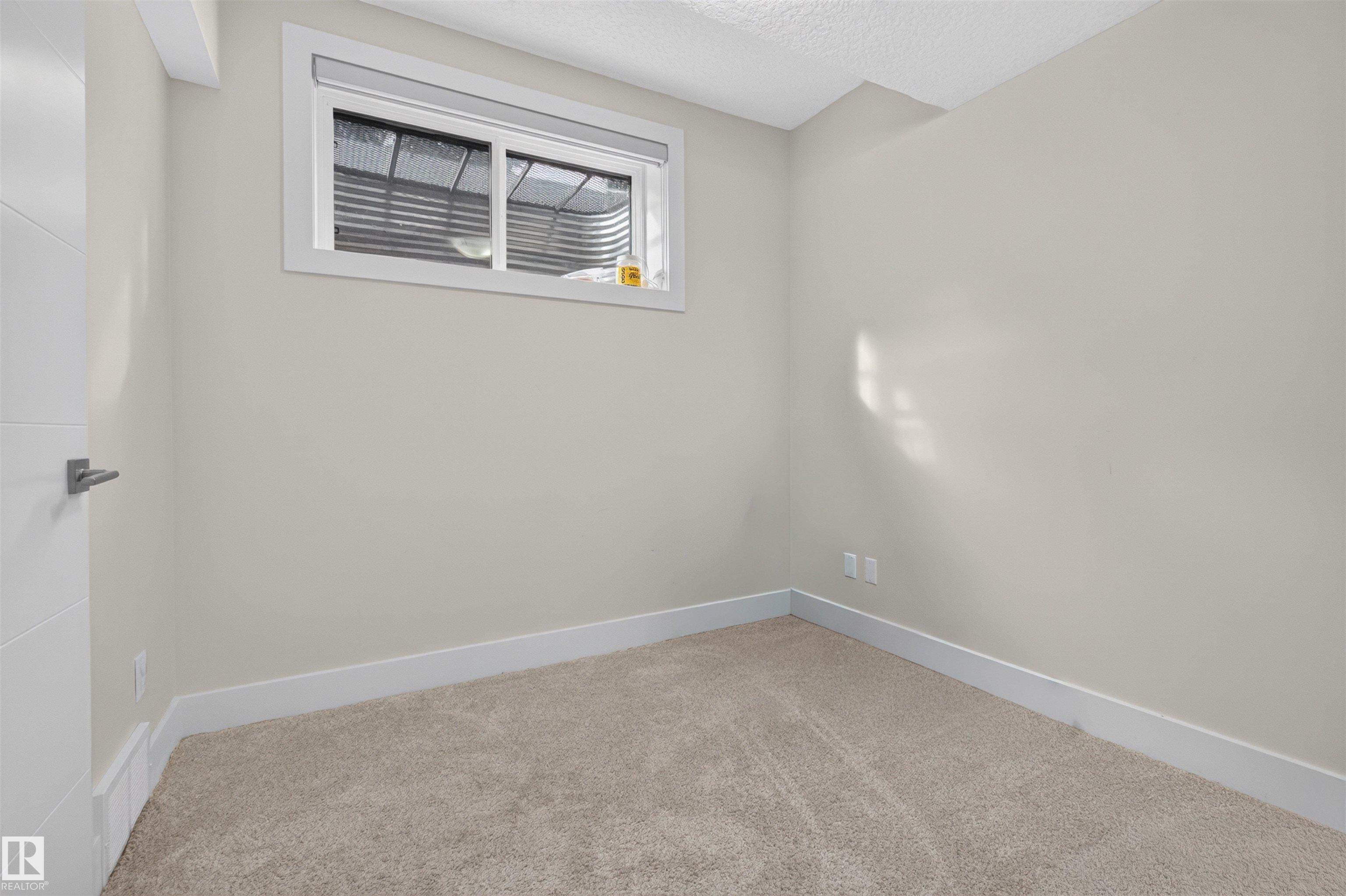 Photo 27 at 15009 108 Avenue NW, High Park, Edmonton