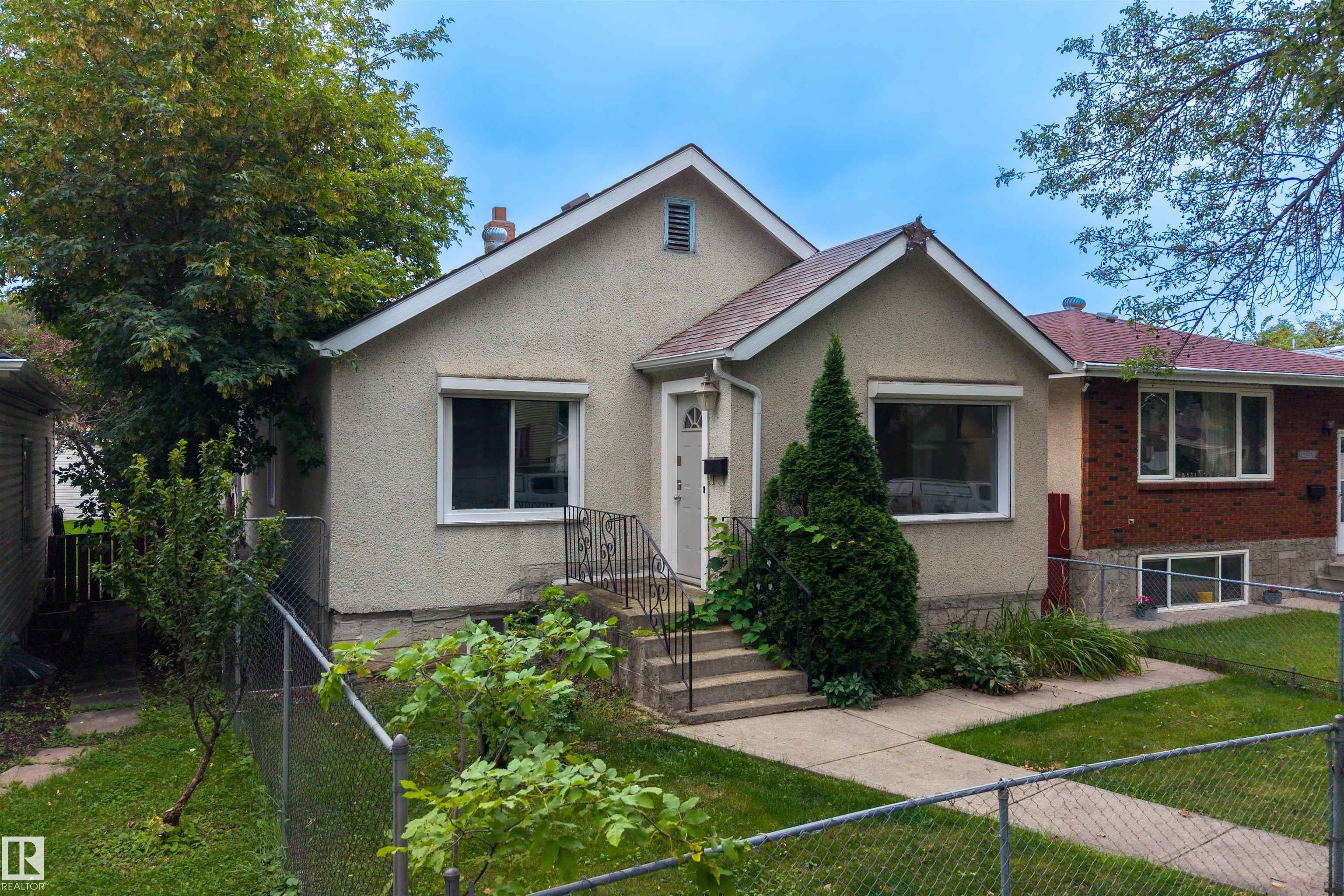 Photo 38 at 11431 88 Street NW, Parkdale, Edmonton