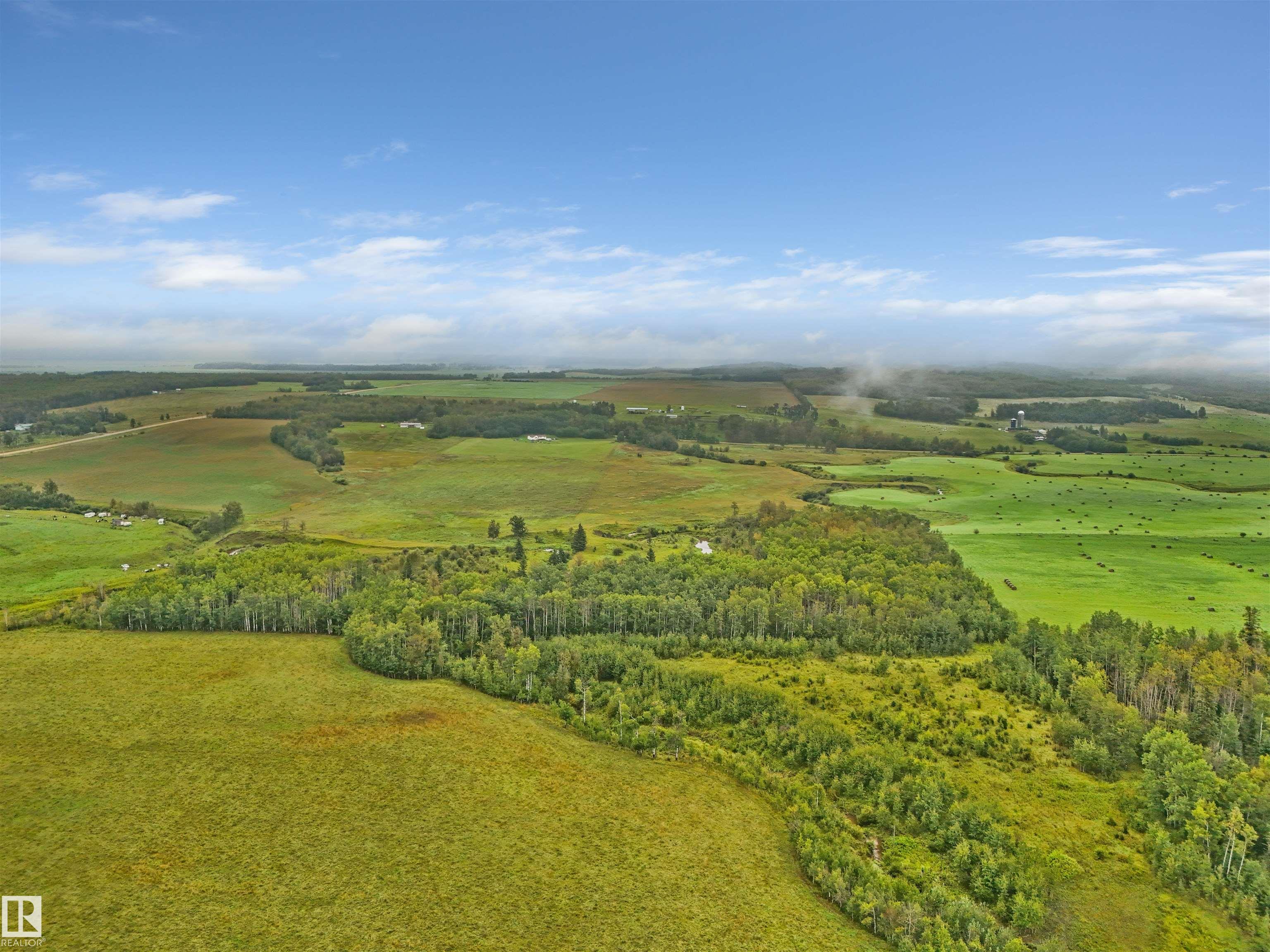 Photo 11 at 50520 Rge Road 53, None, Rural Parkland County