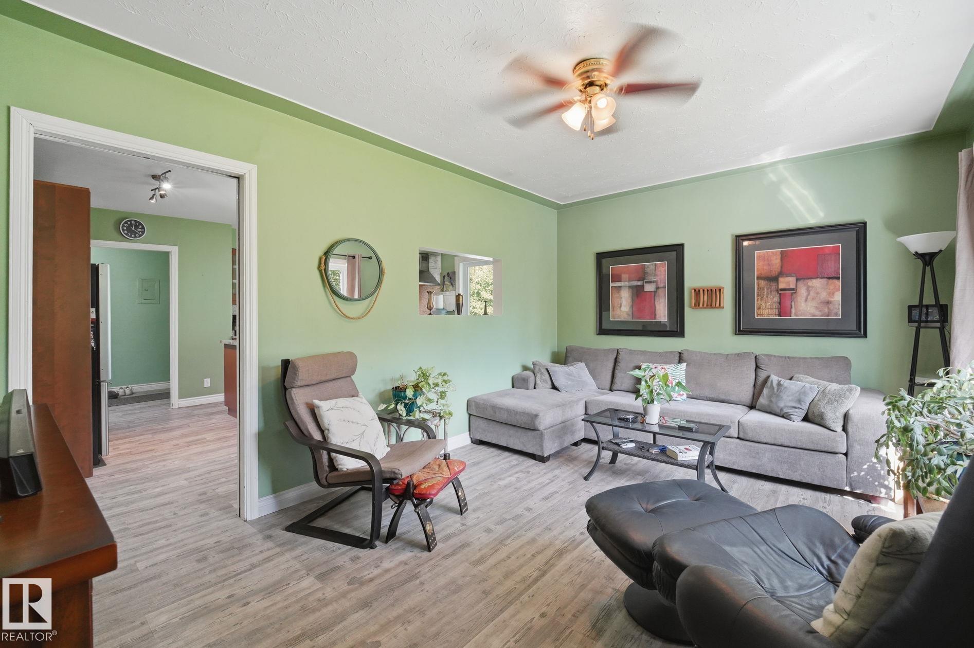 Photo 11 at 1 - 53522 Rge Road 280, Hacienda Estates, Rural Parkland County