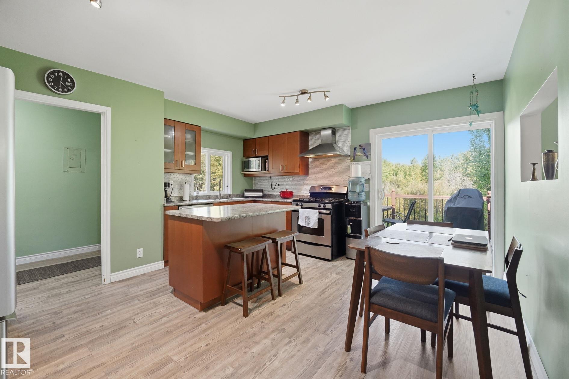 Photo 12 at 1 - 53522 Rge Road 280, Hacienda Estates, Rural Parkland County