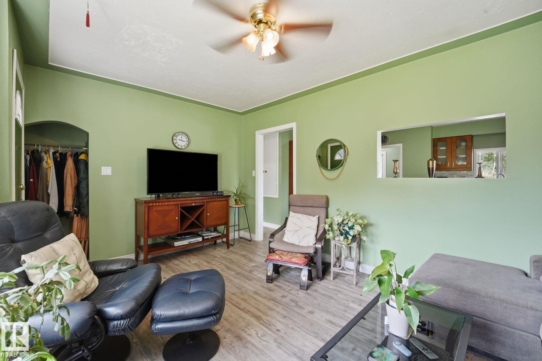Photo 10 at 1 - 53522 Rge Road 280, Hacienda Estates, Rural Parkland County
