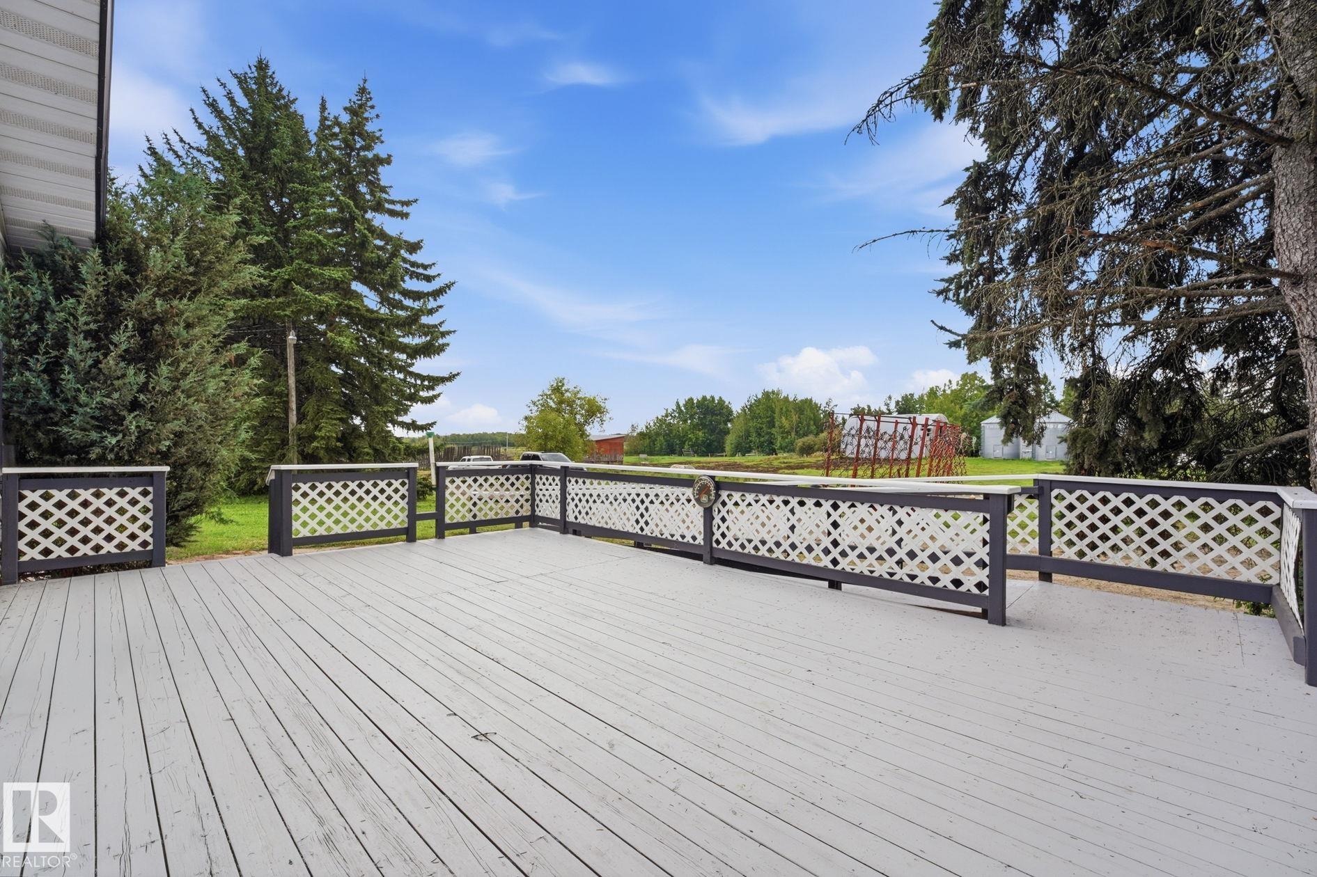 Photo 31 at 53205 Rge Road 31, None, Rural Parkland County