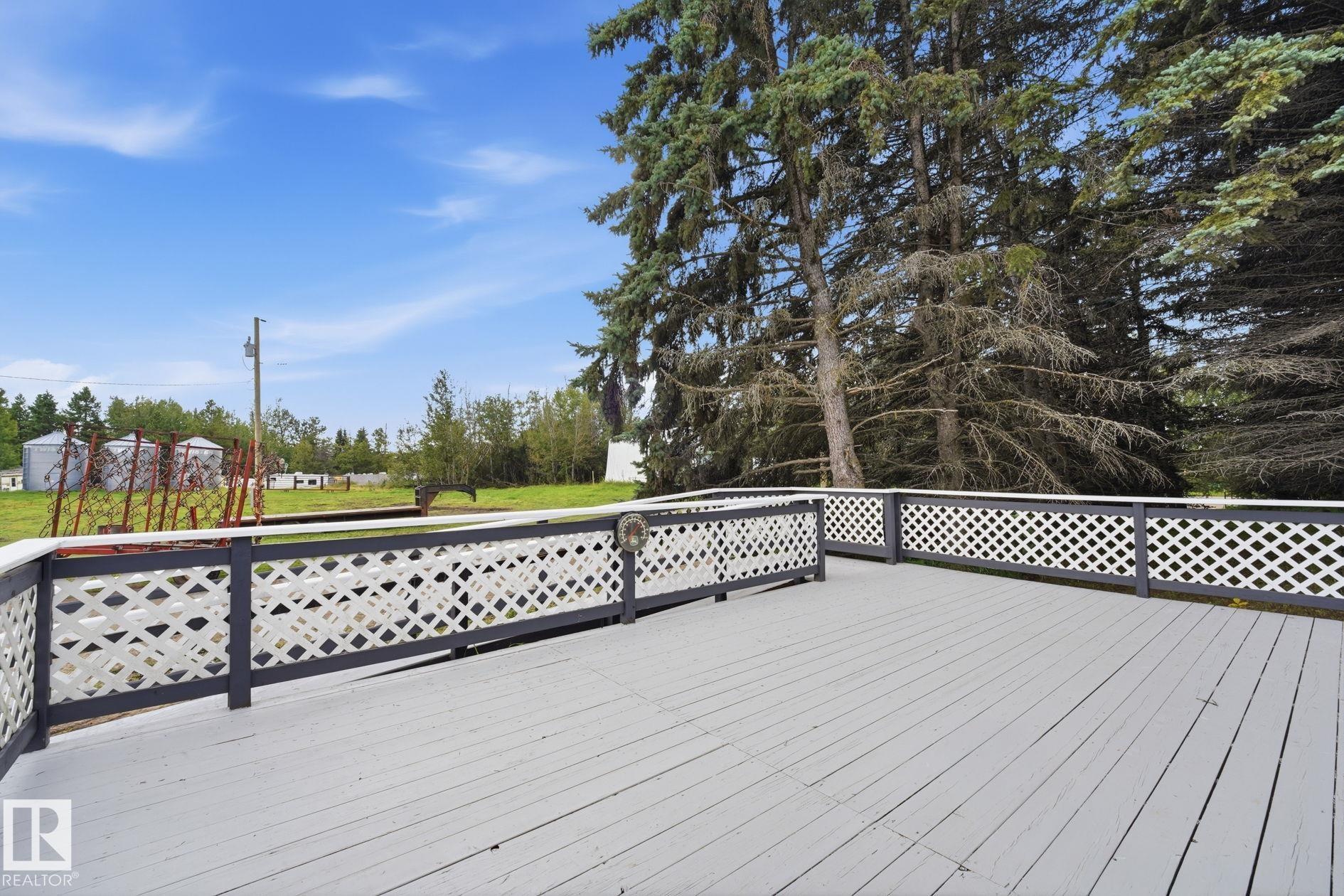 Photo 32 at 53205 Rge Road 31, None, Rural Parkland County