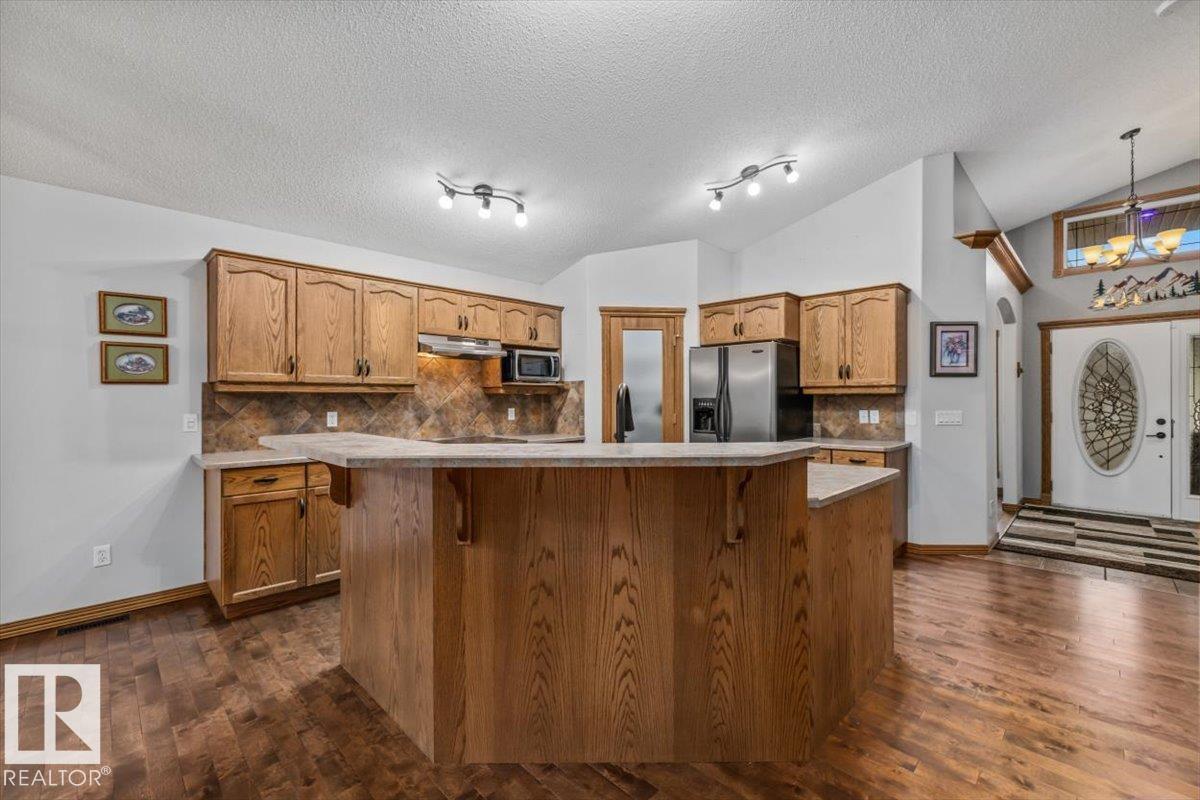 Photo 9 at 61 Linkside Boulevard, Linkside, Spruce Grove