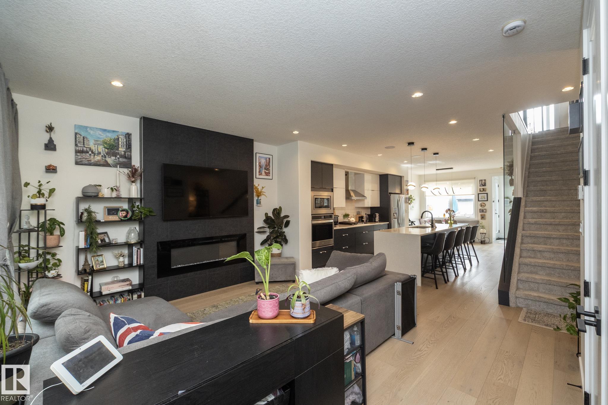 Photo 13 at 7733 81 Avenue NW, King Edward Park, Edmonton