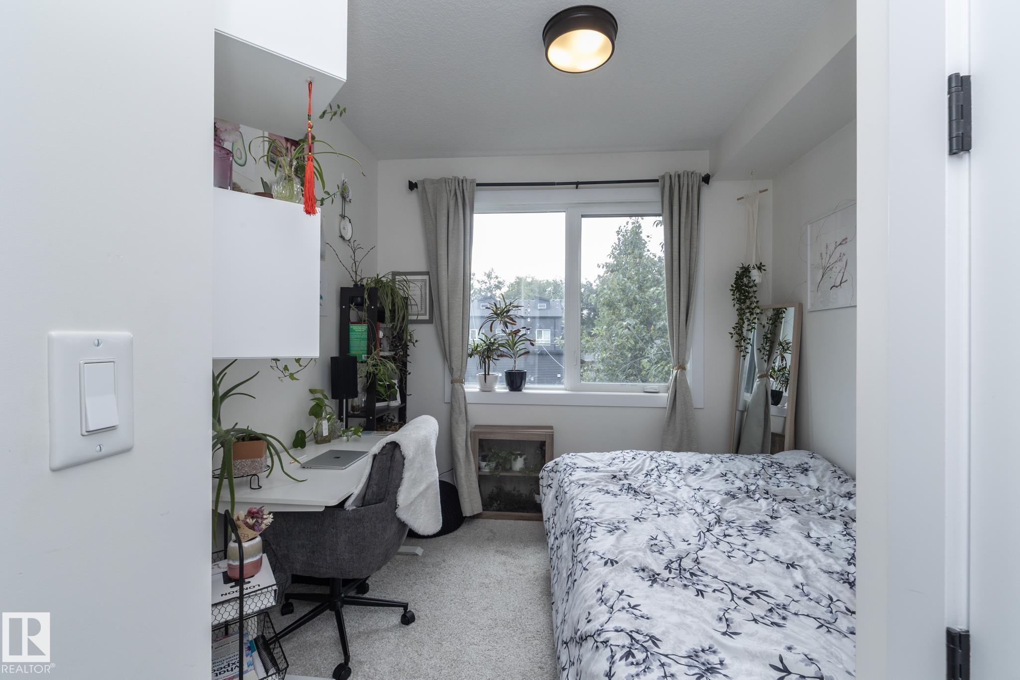 Photo 22 at 7733 81 Avenue NW, King Edward Park, Edmonton