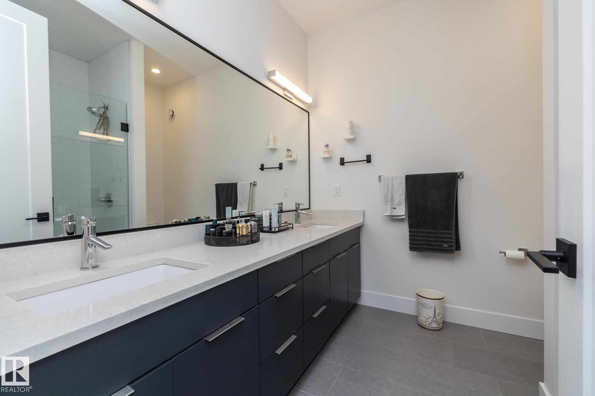 Photo 39 at 7733 81 Avenue NW, King Edward Park, Edmonton