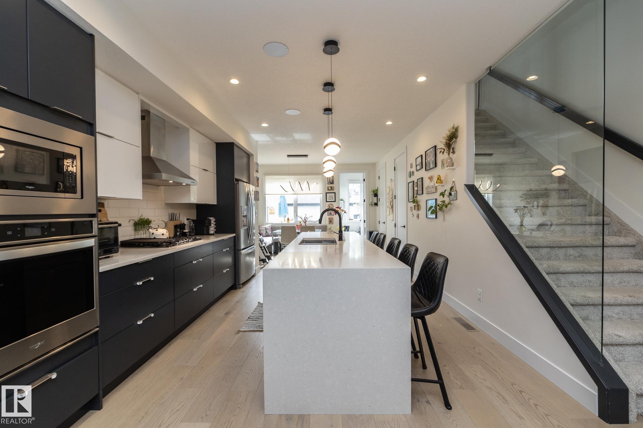 Photo 8 at 7733 81 Avenue NW, King Edward Park, Edmonton