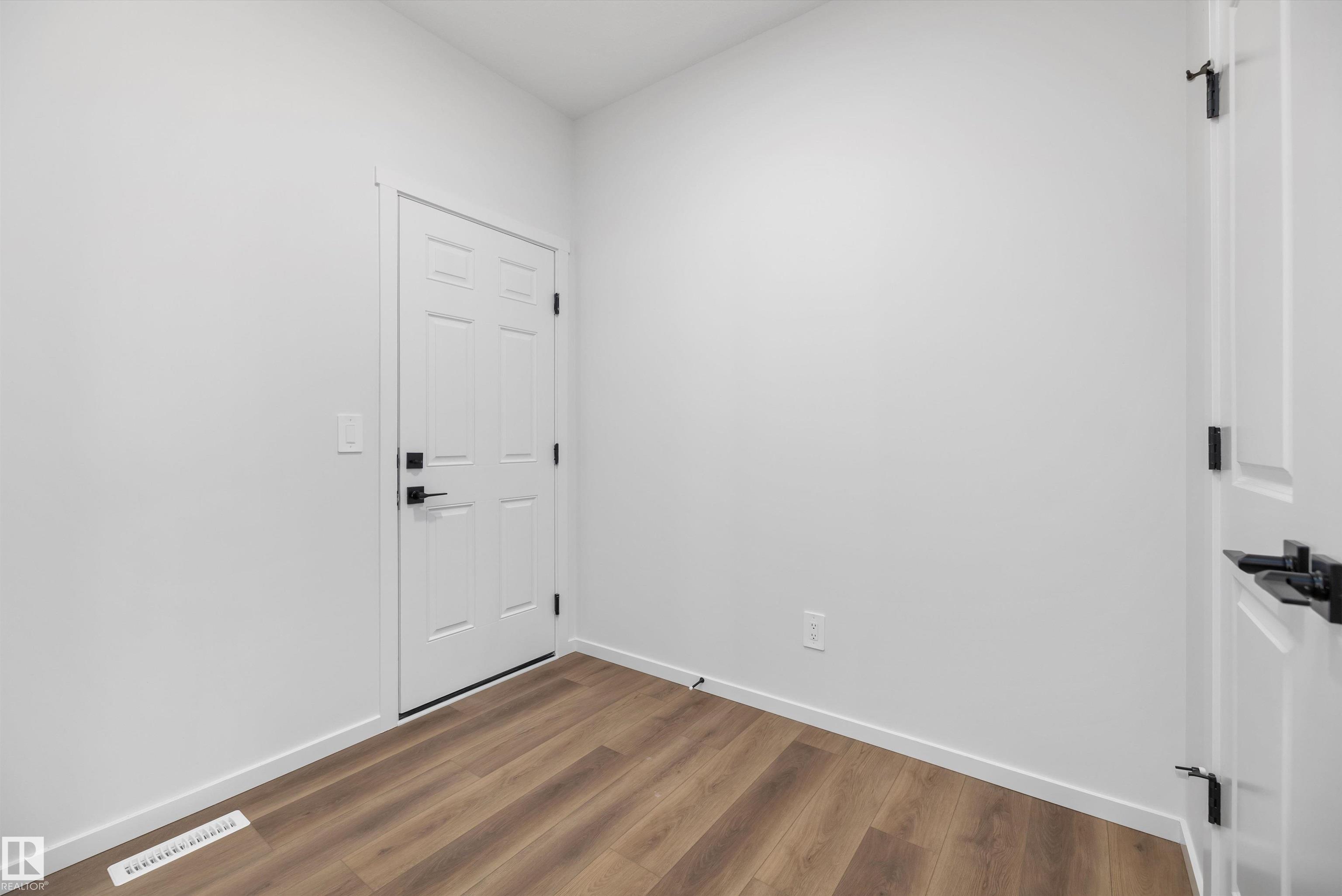 Photo 8 at 8632 224 Street NW, Rosenthal, Edmonton