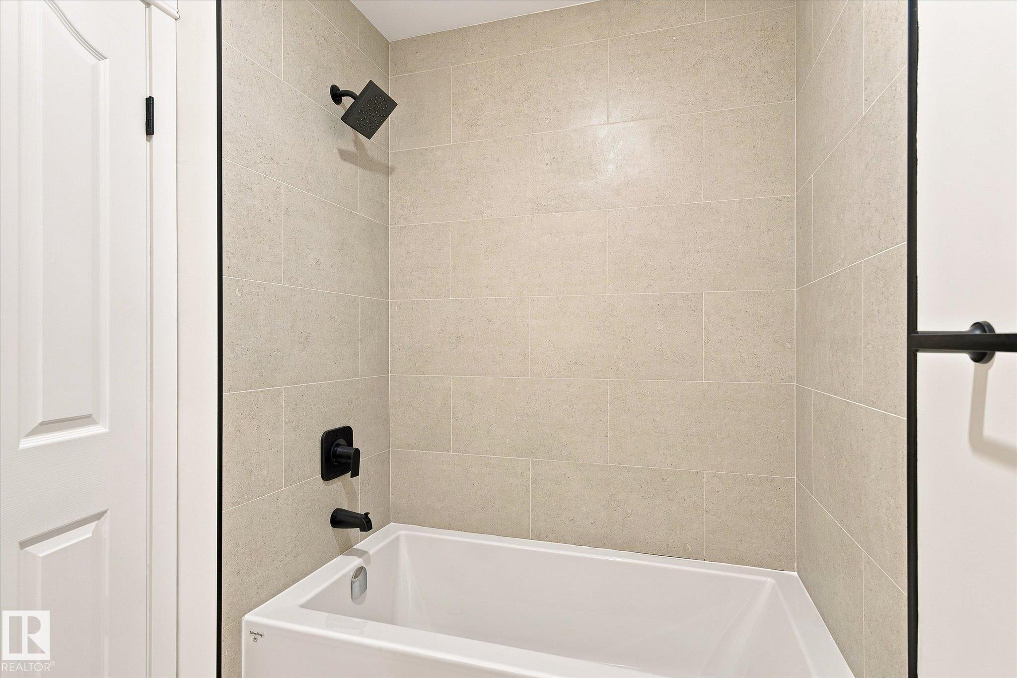 Photo 29 at 17325 85 Avenue NW, Thorncliffe, Edmonton
