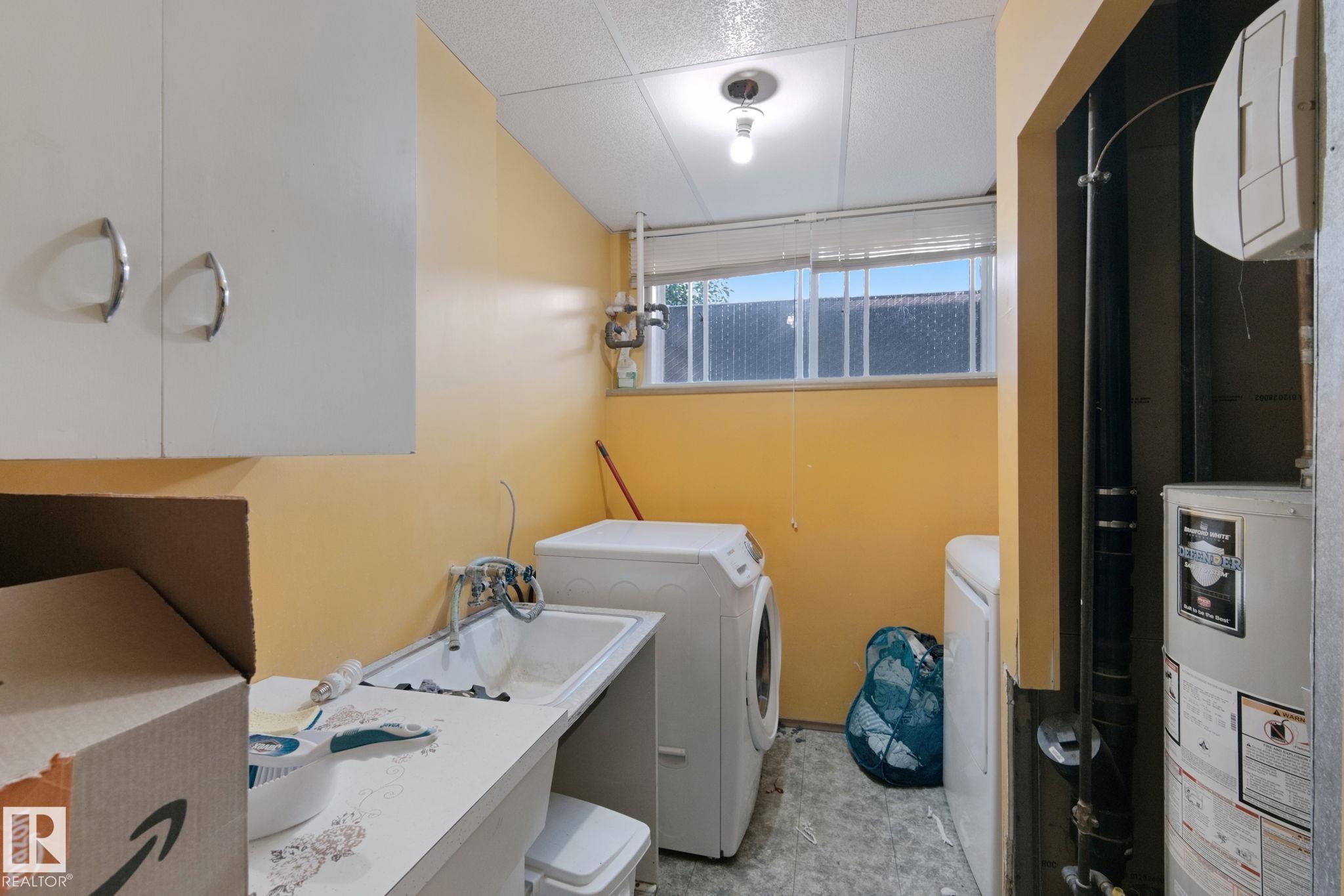 https://zimg.paragon.ice.com/ParagonImages/Property/PM/RAE/225420664/51/0/0/b80766e53d53e062cfe29e3443a32391/1/0c593fc6d263c6d434f893a5b12acb4f/225420664-e8fef3c0-1138-45cf-a8db-2cfa565c78d7.JPG