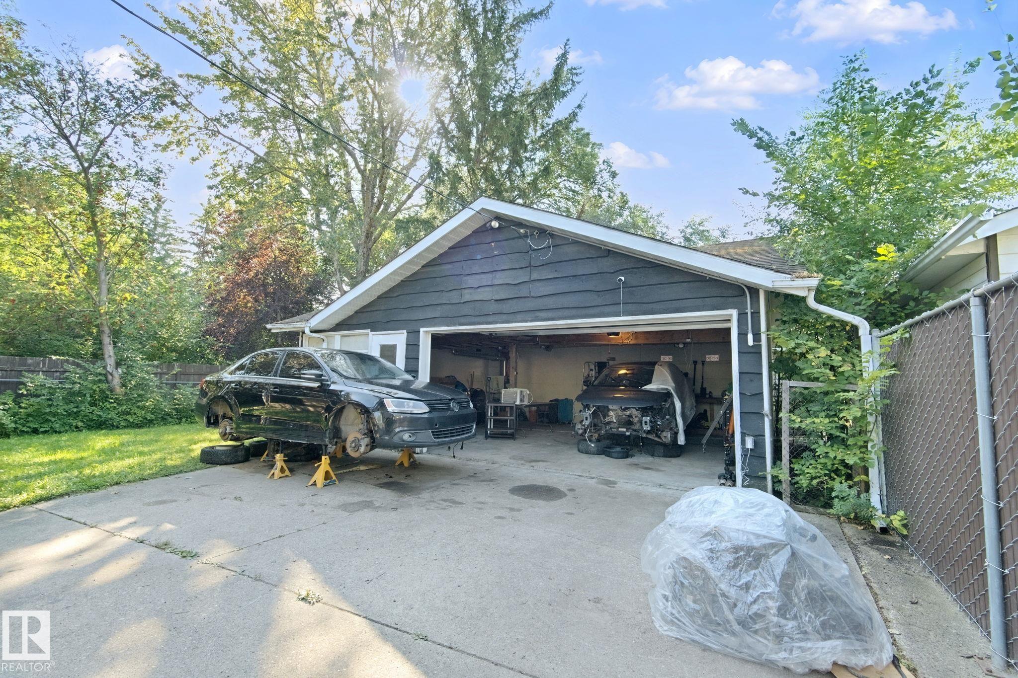 https://zimg.paragon.ice.com/ParagonImages/Property/PM/RAE/225420664/64/0/0/64ea18199190bd39f14babe3ae2f6b3a/1/0c593fc6d263c6d434f893a5b12acb4f/225420664-321f0db6-3595-485e-920b-e535ae39aad1.JPG