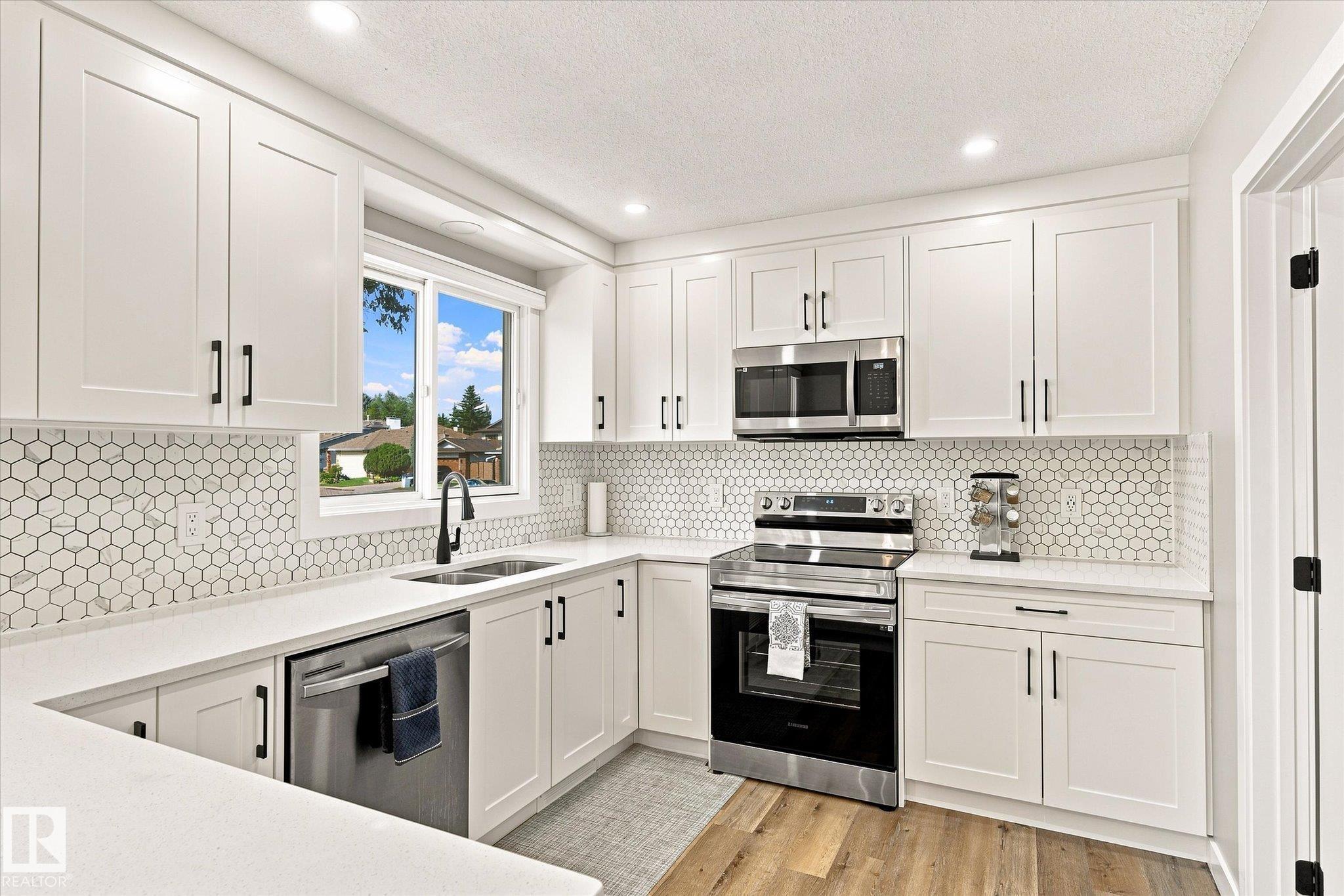 Photo 12 at 4235 147 Street NW, Ramsay Heights, Edmonton