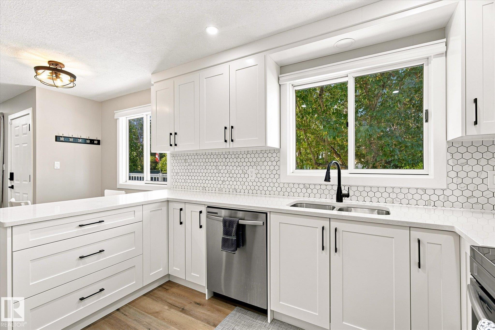 Photo 13 at 4235 147 Street NW, Ramsay Heights, Edmonton