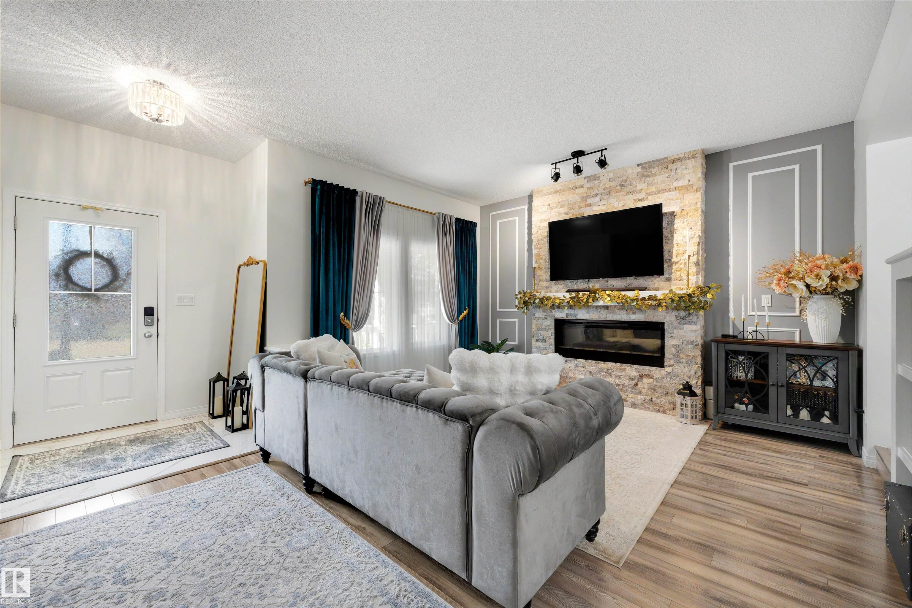 Photo 3 at 3231 Cherry Crescent SW, The Orchards At Ellerslie, Edmonton