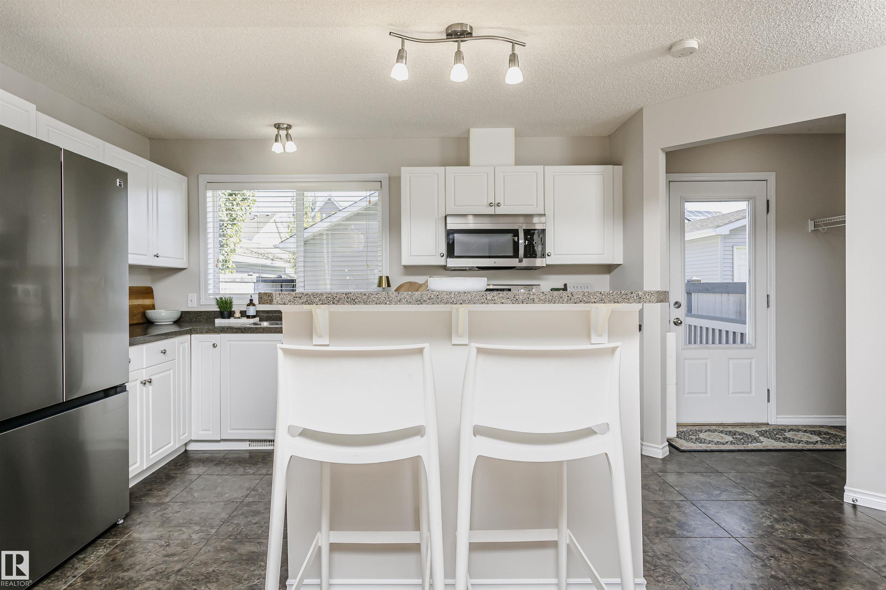 Photo 18 at 5067 Stanton Drive SW, Summerside, Edmonton