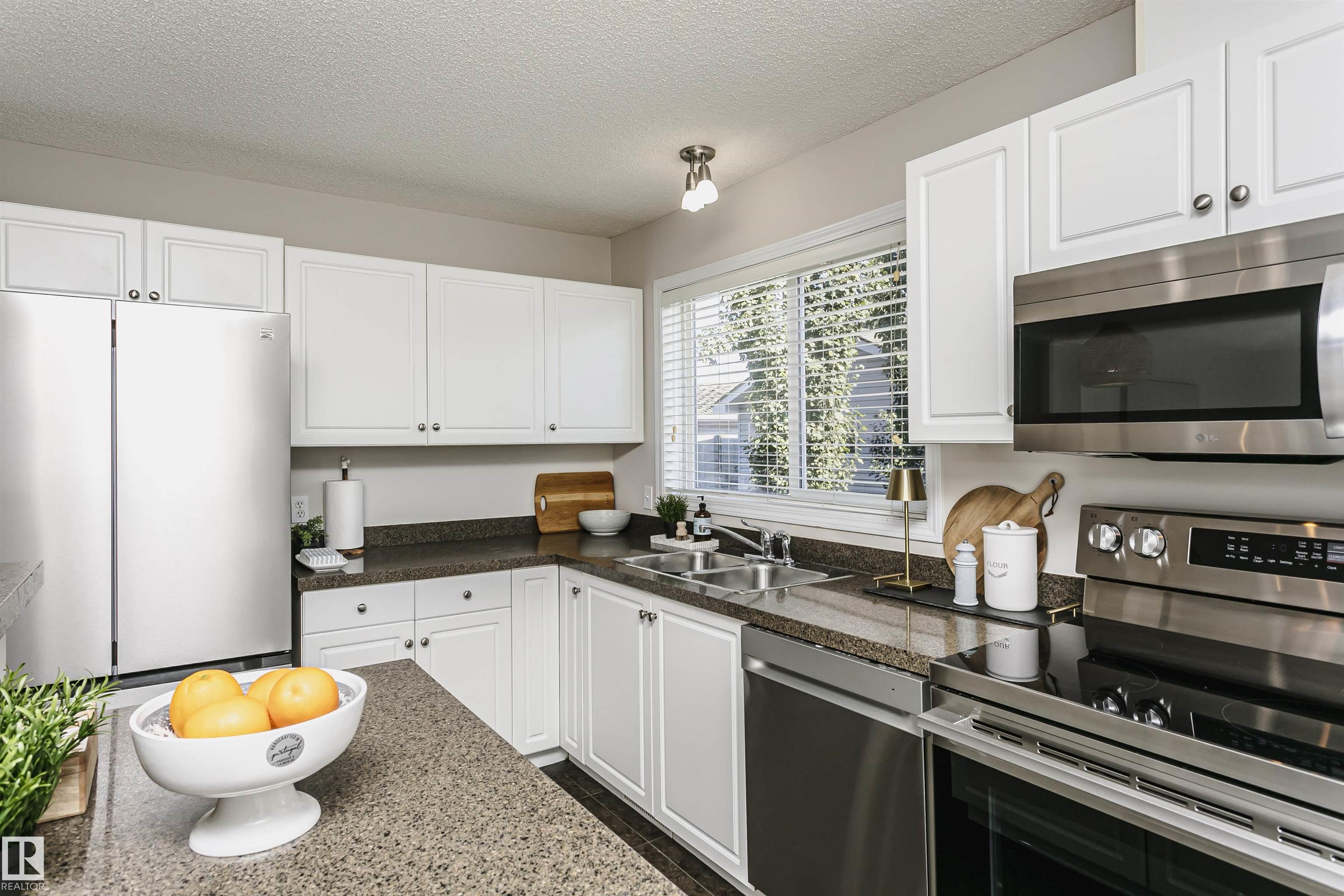 5067 Stanton Drive SW, Summerside, Edmonton