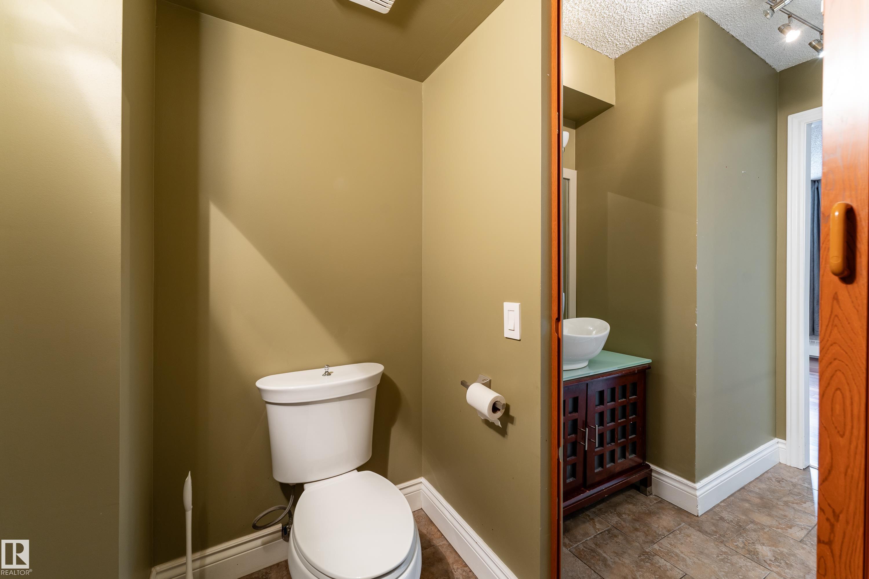 Photo 18 at 901 - 10125 109 Street NW, Downtown, Edmonton
