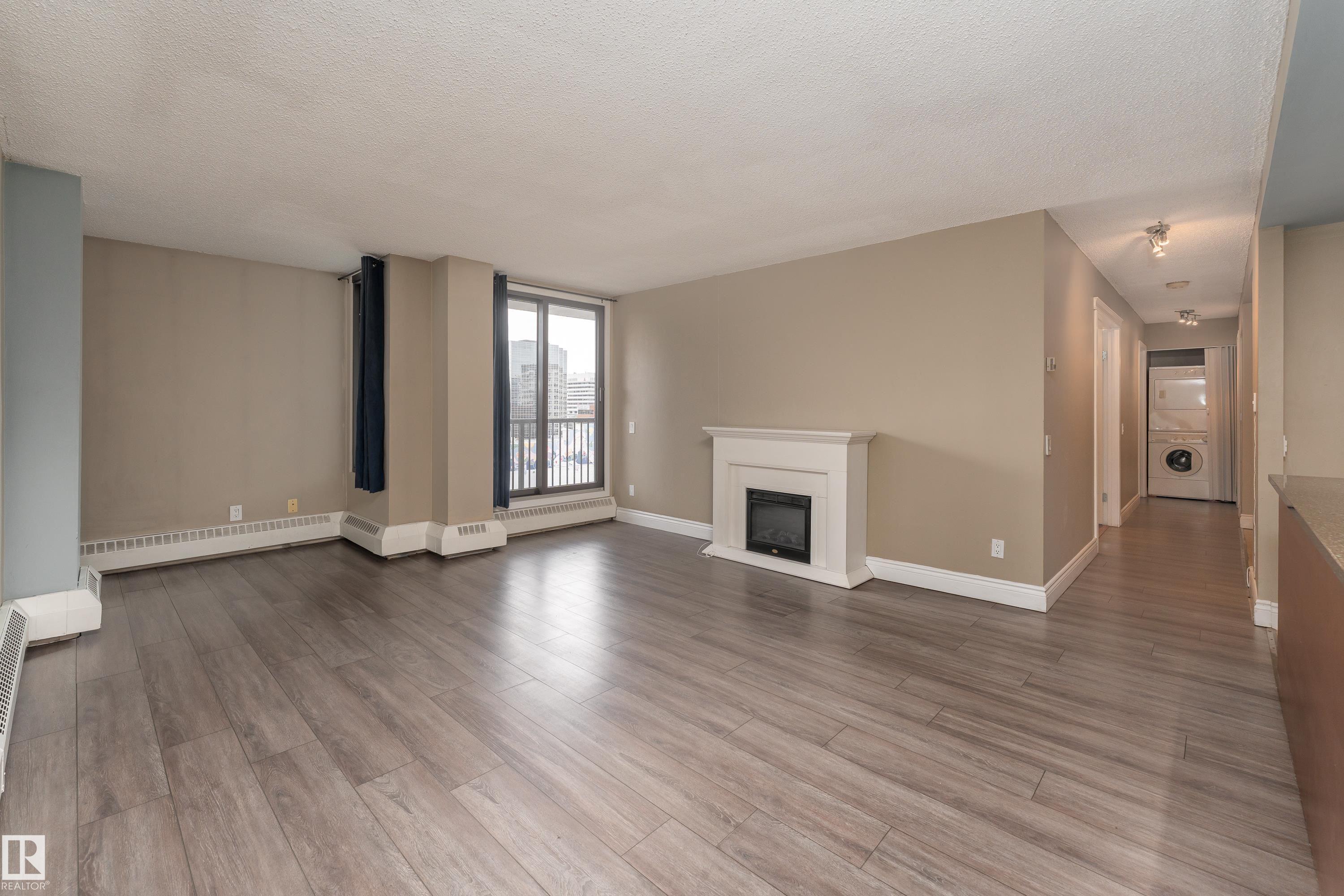 Photo 3 at 901 - 10125 109 Street NW, Downtown, Edmonton