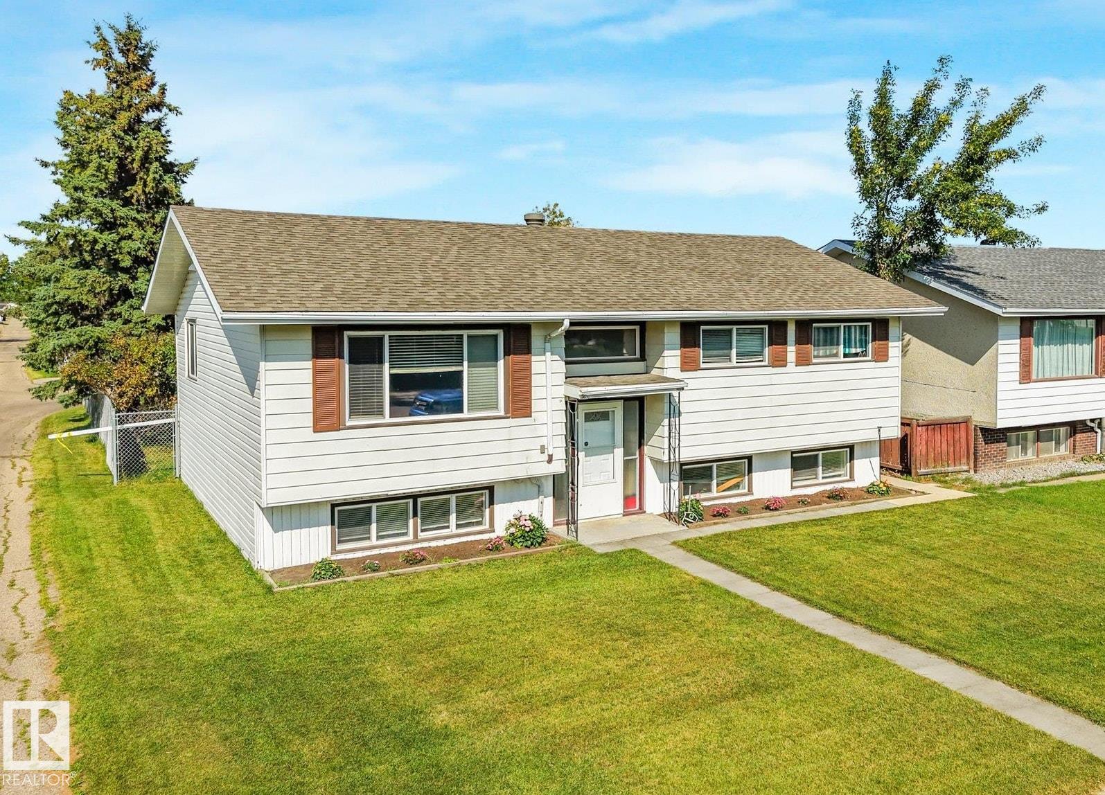 9532 138 Avenue NW, Northmount, Edmonton 2
