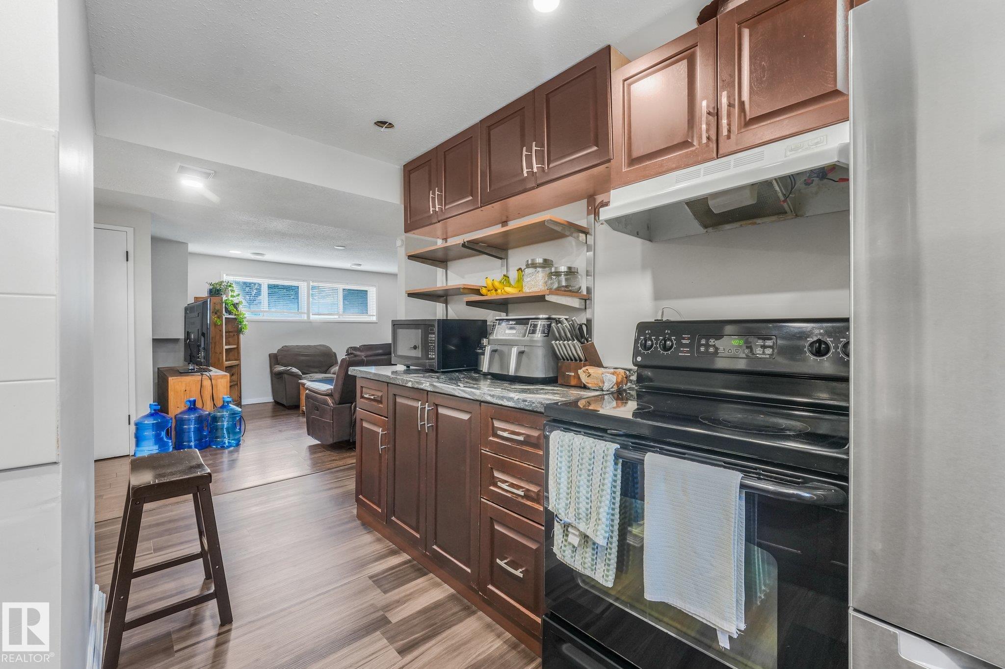 Photo 31 at 9532 138 Avenue NW, Northmount, Edmonton