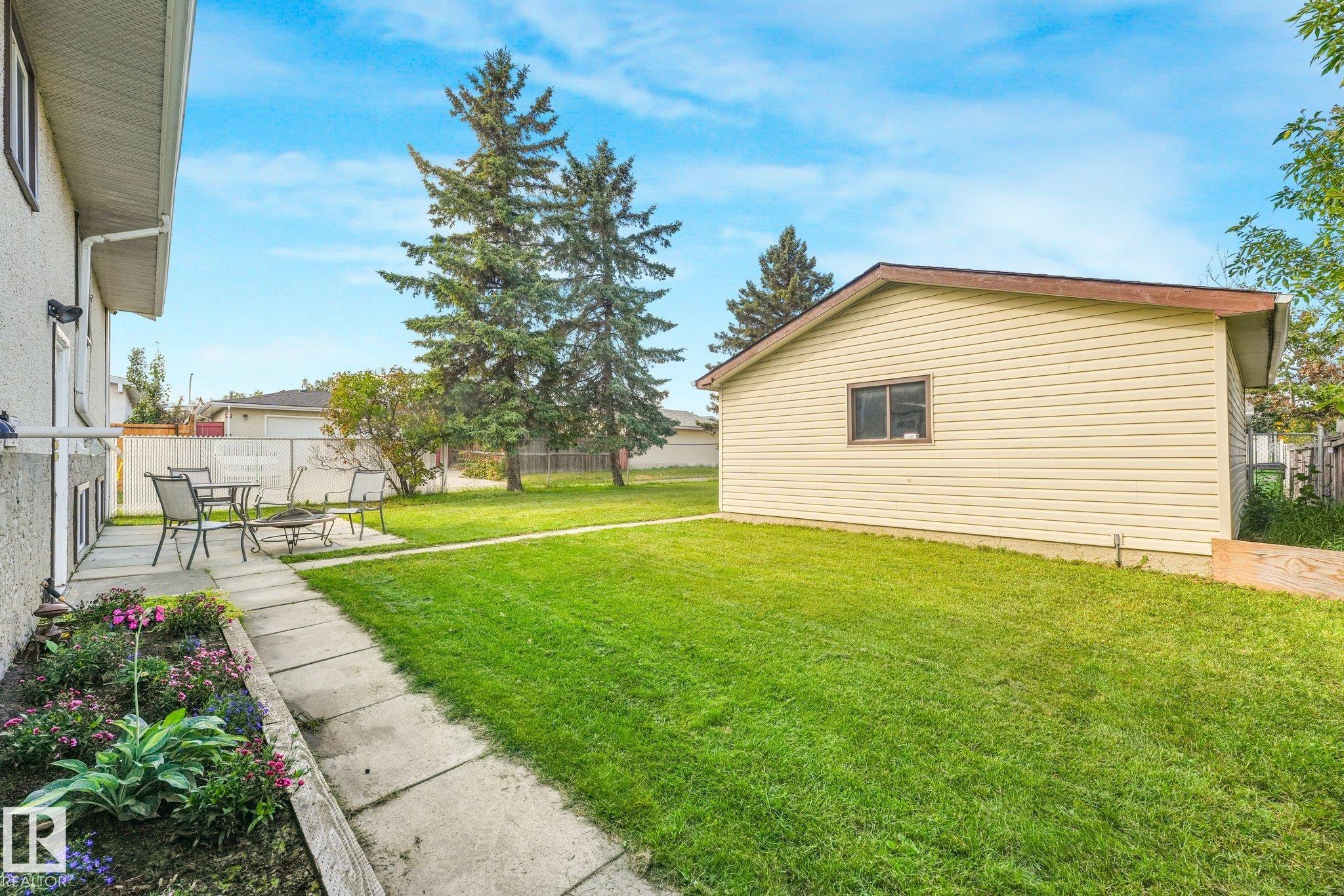 Photo 46 at 9532 138 Avenue NW, Northmount, Edmonton