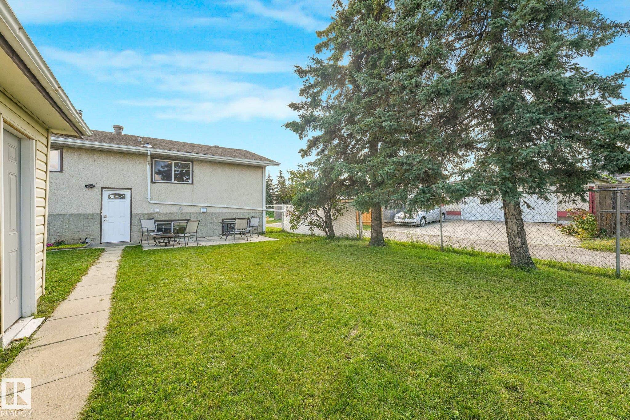 Photo 49 at 9532 138 Avenue NW, Northmount, Edmonton