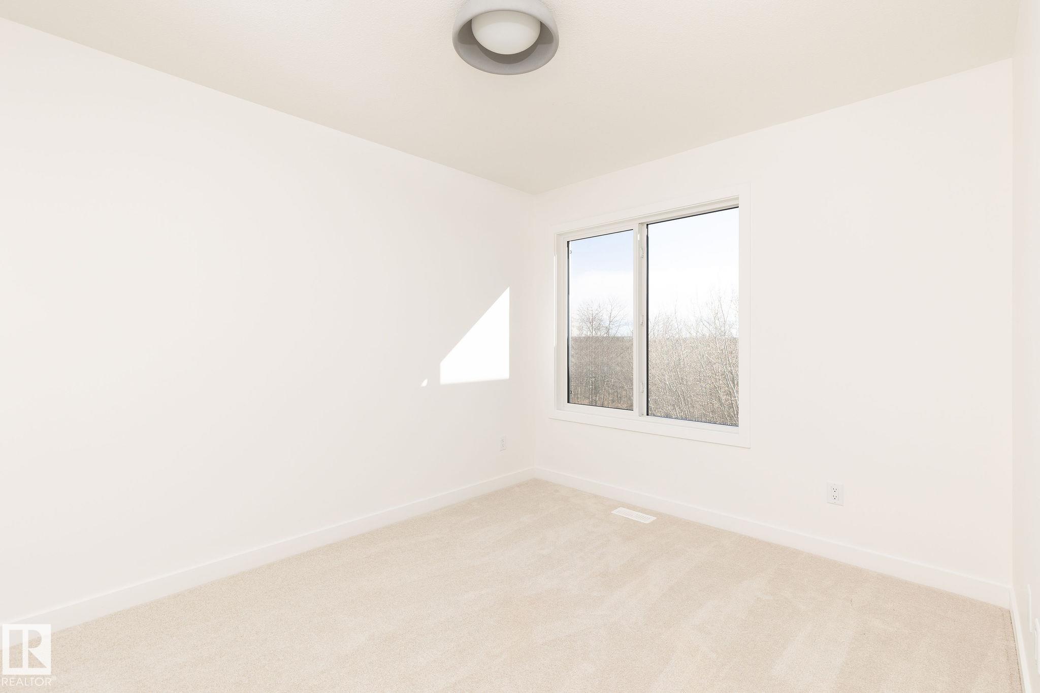 Photo 9 at 8253 Kiriak Loop SW, Keswick, Edmonton