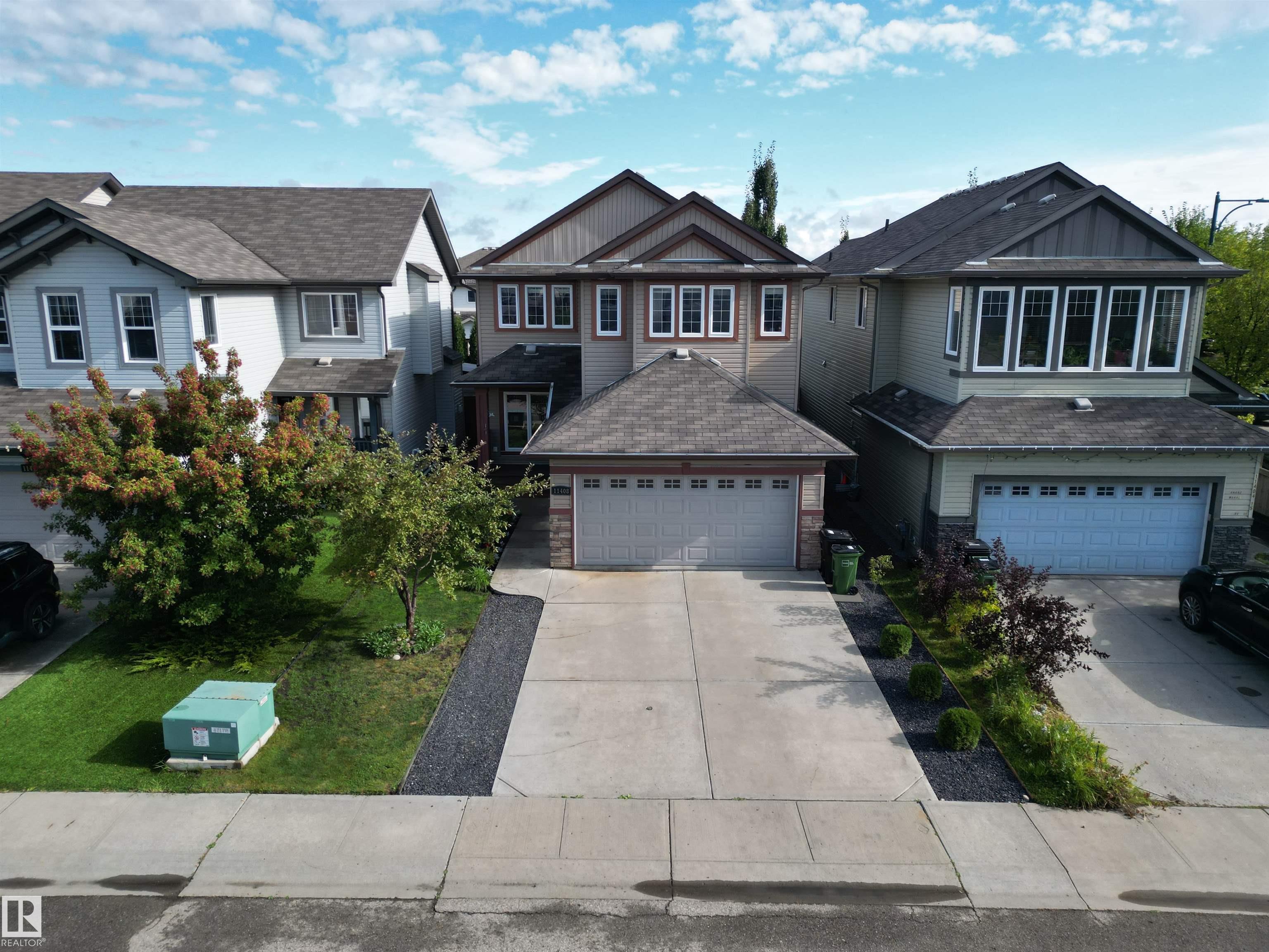 Photo 3 at 11408 15 Avenue SW, Rutherford, Edmonton