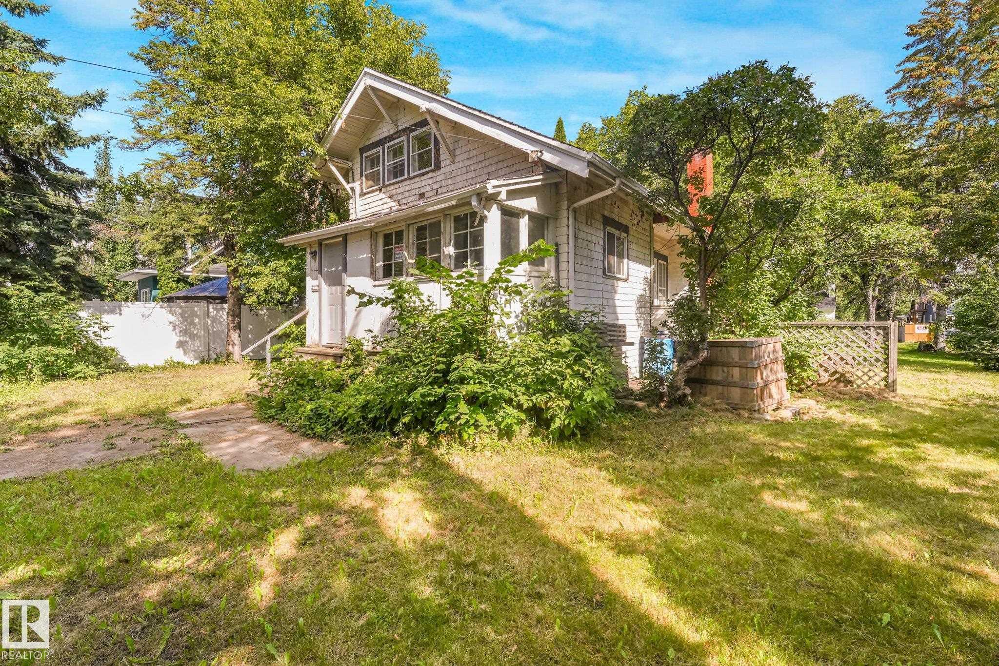 Photo 9 at 11210 63 Street NW, Highlands, Edmonton