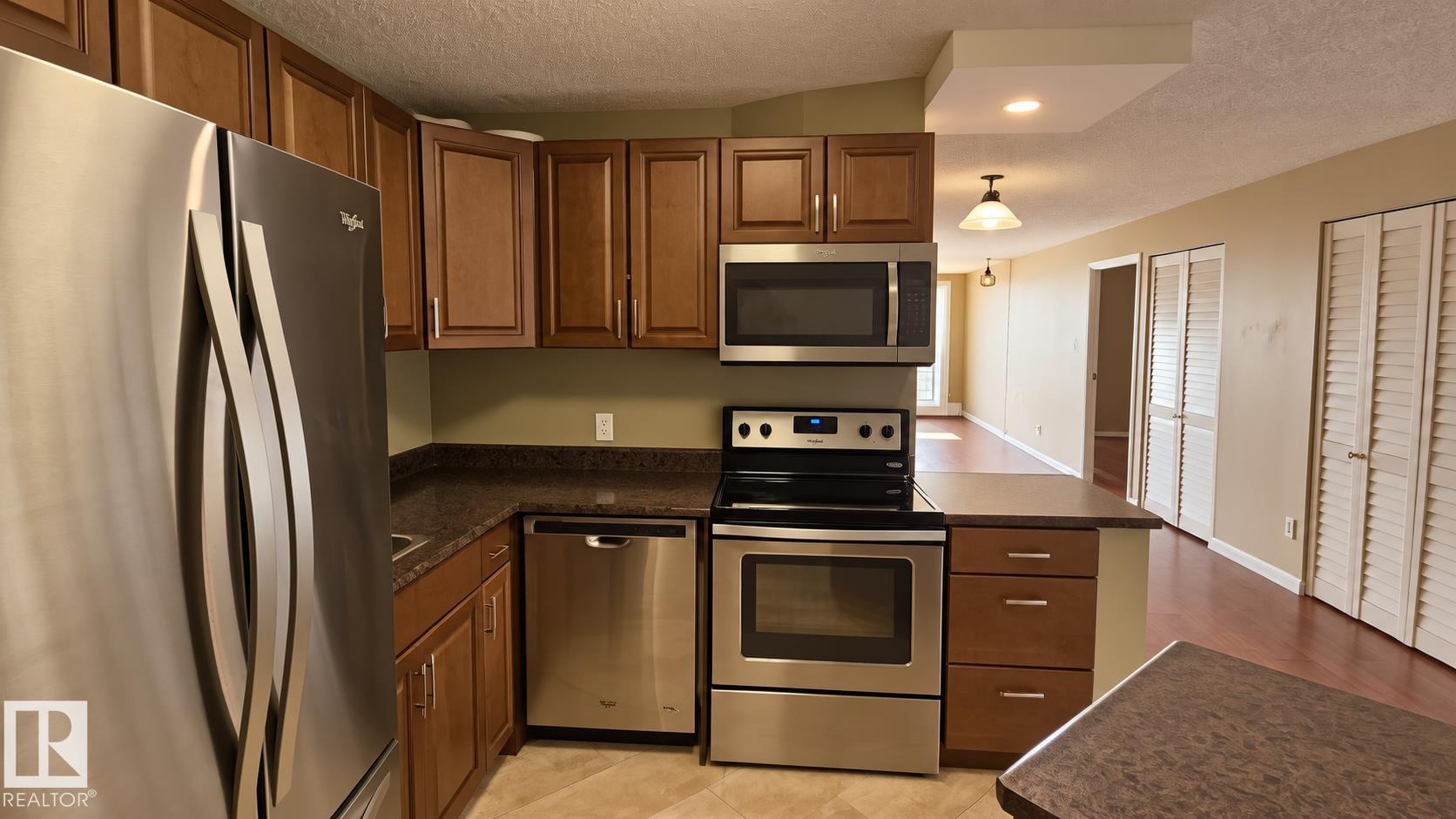 Photo 6 at 1002 - 10149 Saskatchewan Drive NW, Strathcona, Edmonton
