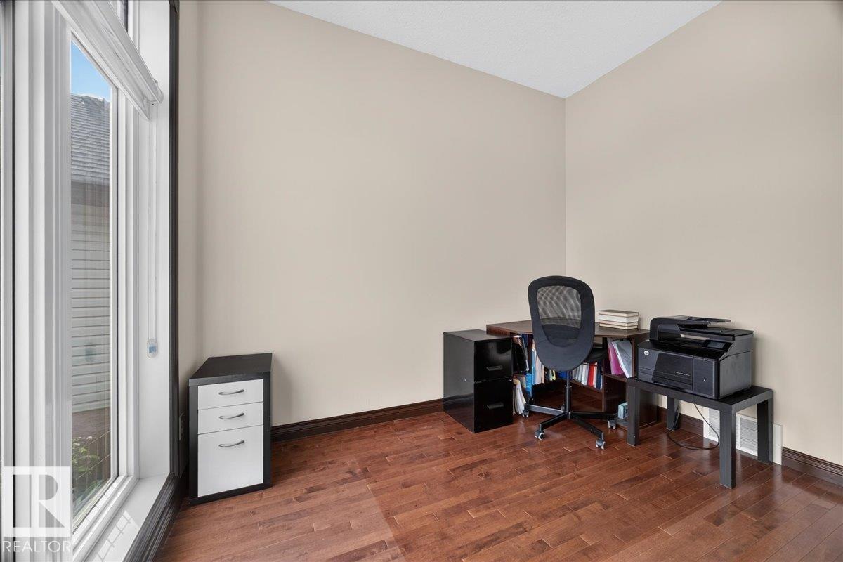 Photo 8 at 3606 Mclay Court NW, MacTaggart, Edmonton
