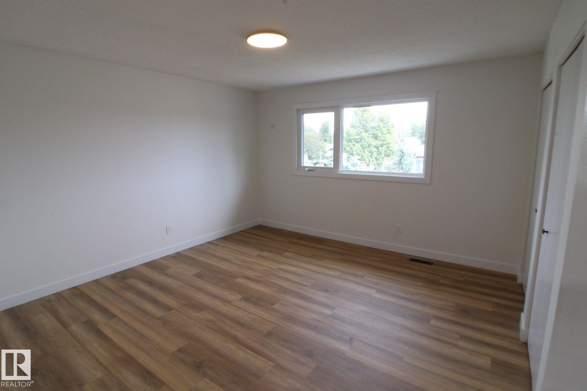 Photo 15 at 4224 110 Street NW, Rideau Park, Edmonton